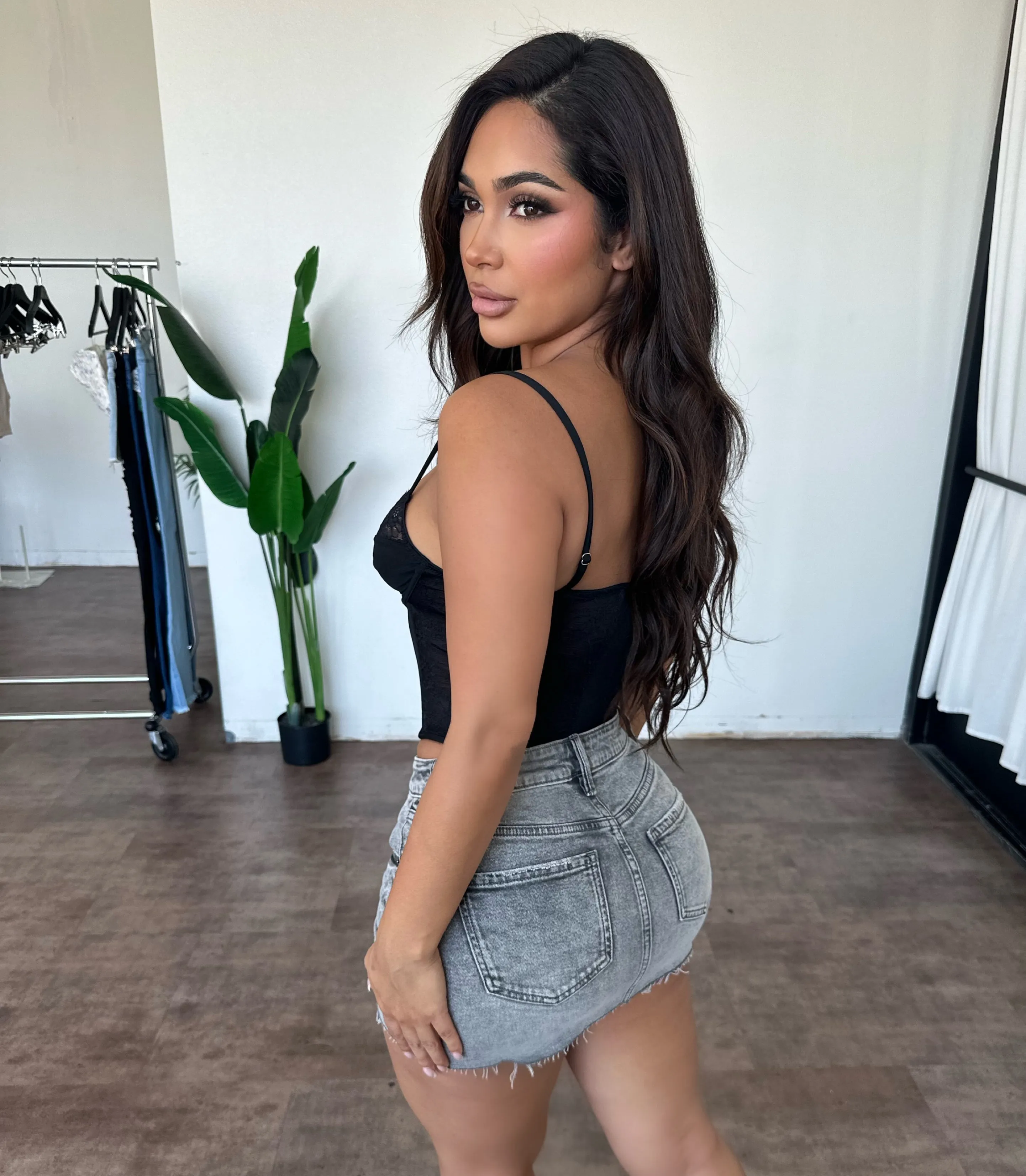 Princessa Corset (Black) sold by OOTDFash product image thumbnail 2