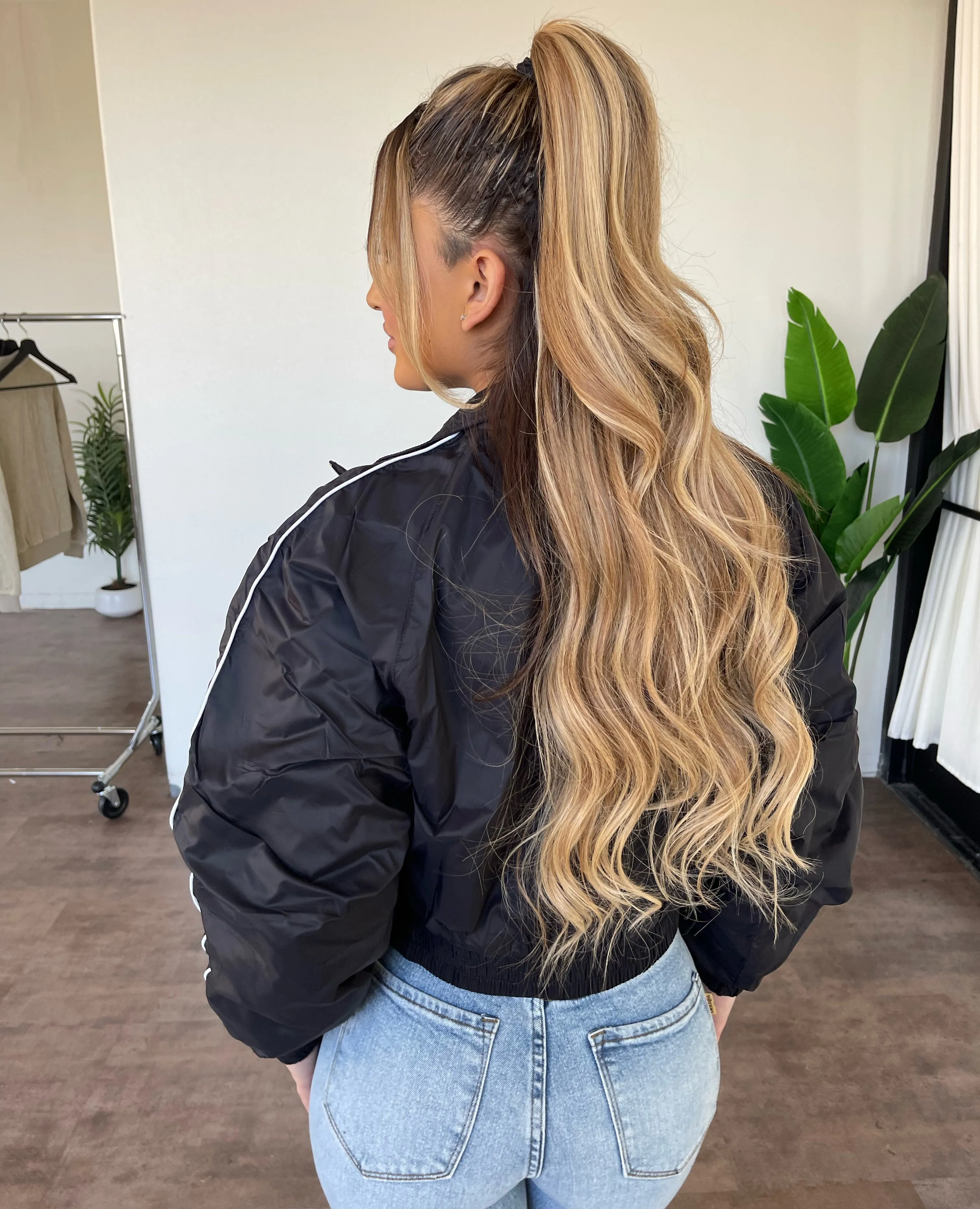 Susie Bomber Jacket(Black) sold by OOTDFash product image thumbnail 2