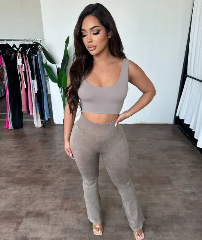 Kendle Leggings (Mocha) sold by OOTDFash