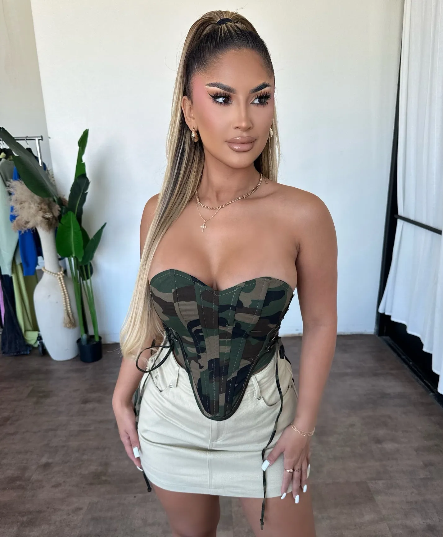 Lily Skirt (Ivory) sold by OOTDFash