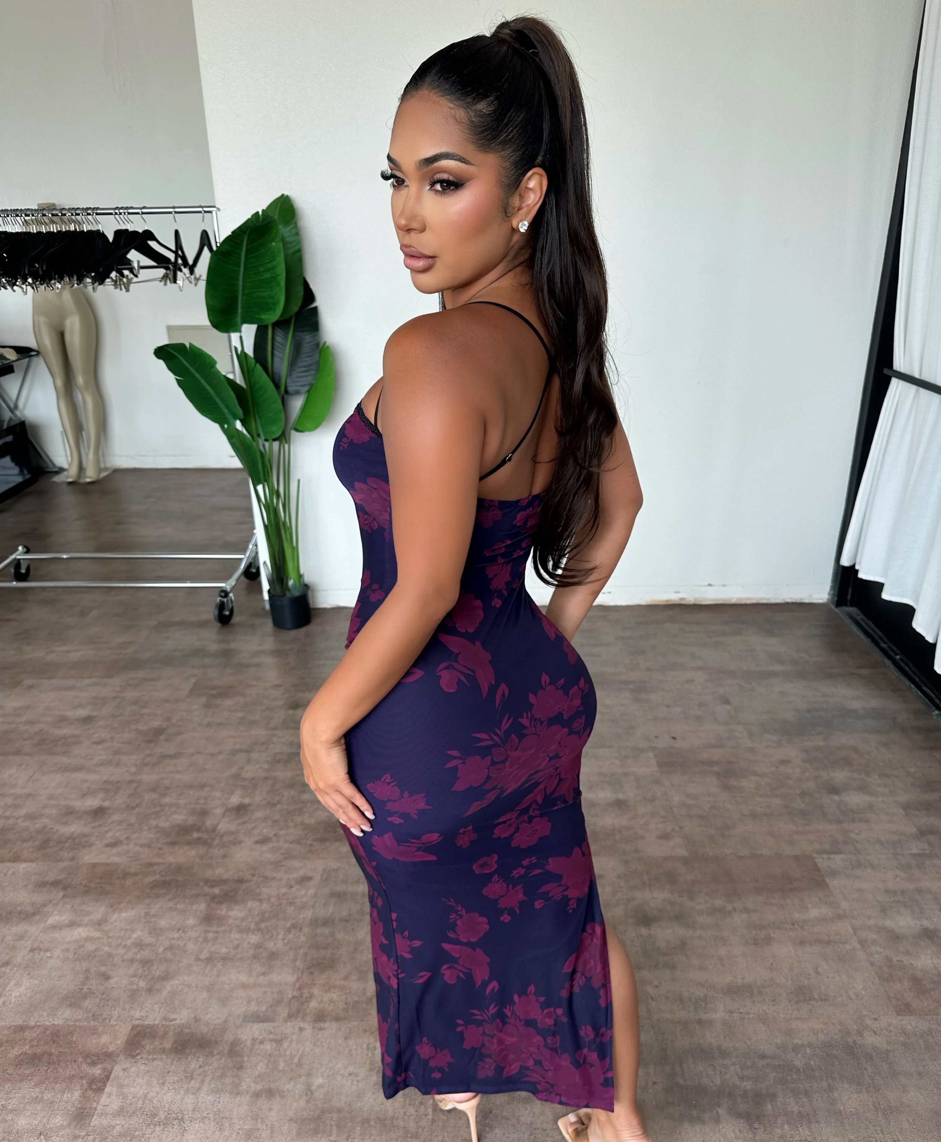 Yaneli Dress(Wine Red) sold by OOTDFash product image thumbnail 2