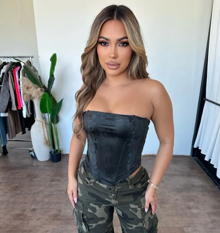 Ilaria Corset Top(Black) sold by OOTDFash