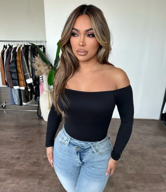 Doris Top (Black) sold by OOTDFash