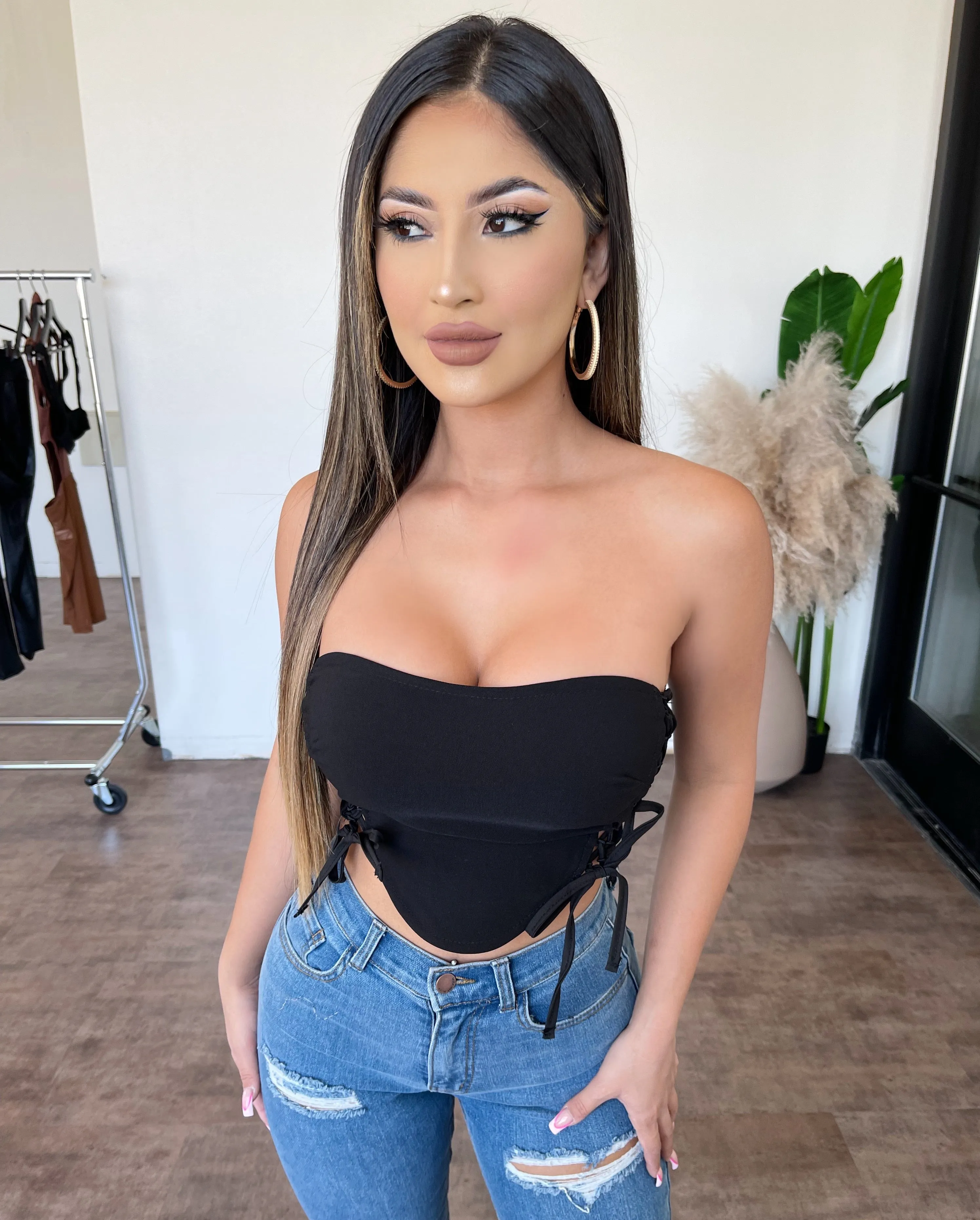 Bri Strapless Top(Black) sold by OOTDFash