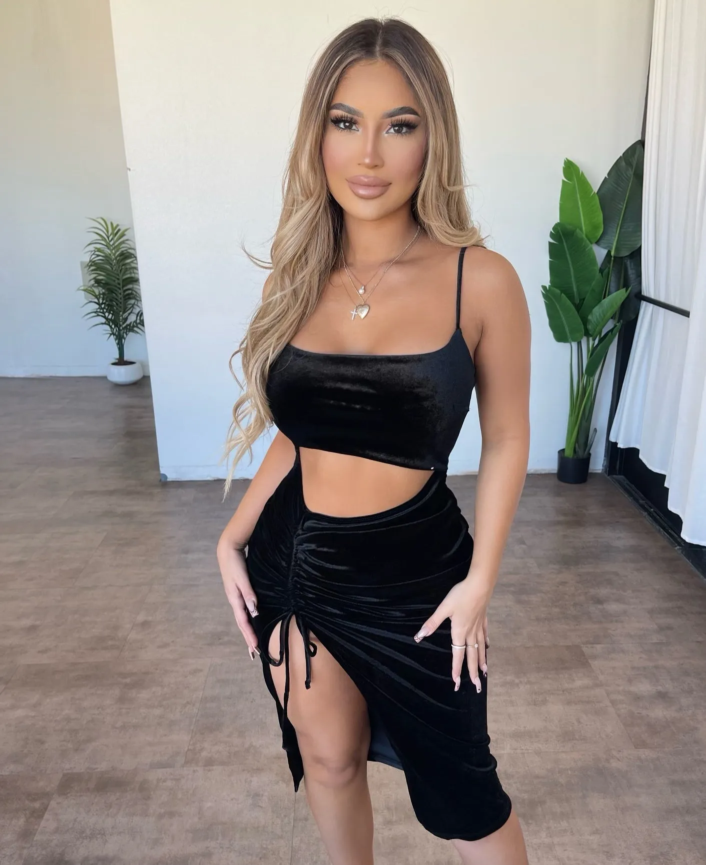 Viviana Dress(Black) sold by OOTDFash