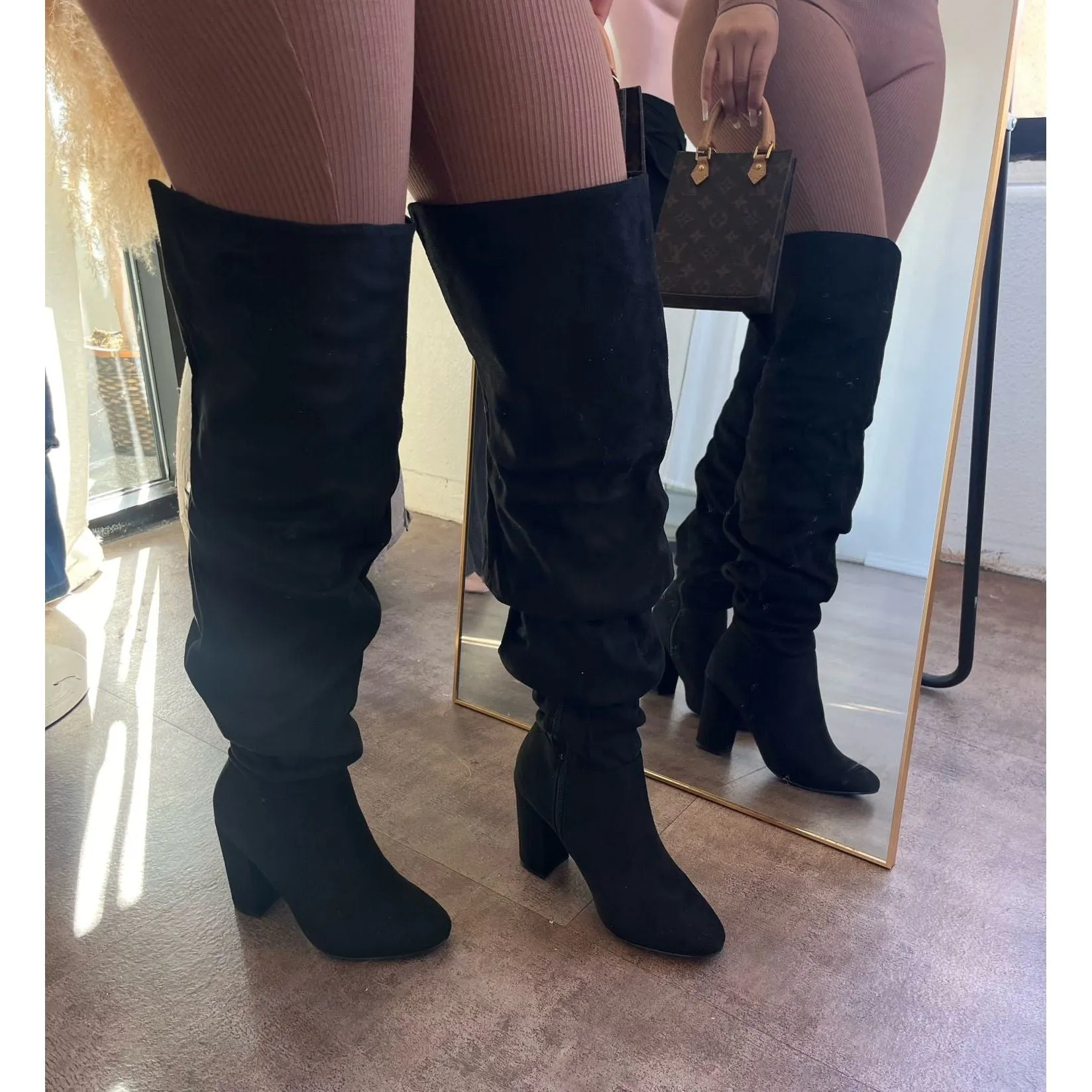 Elizabeth Boots (Black) sold by OOTDFash