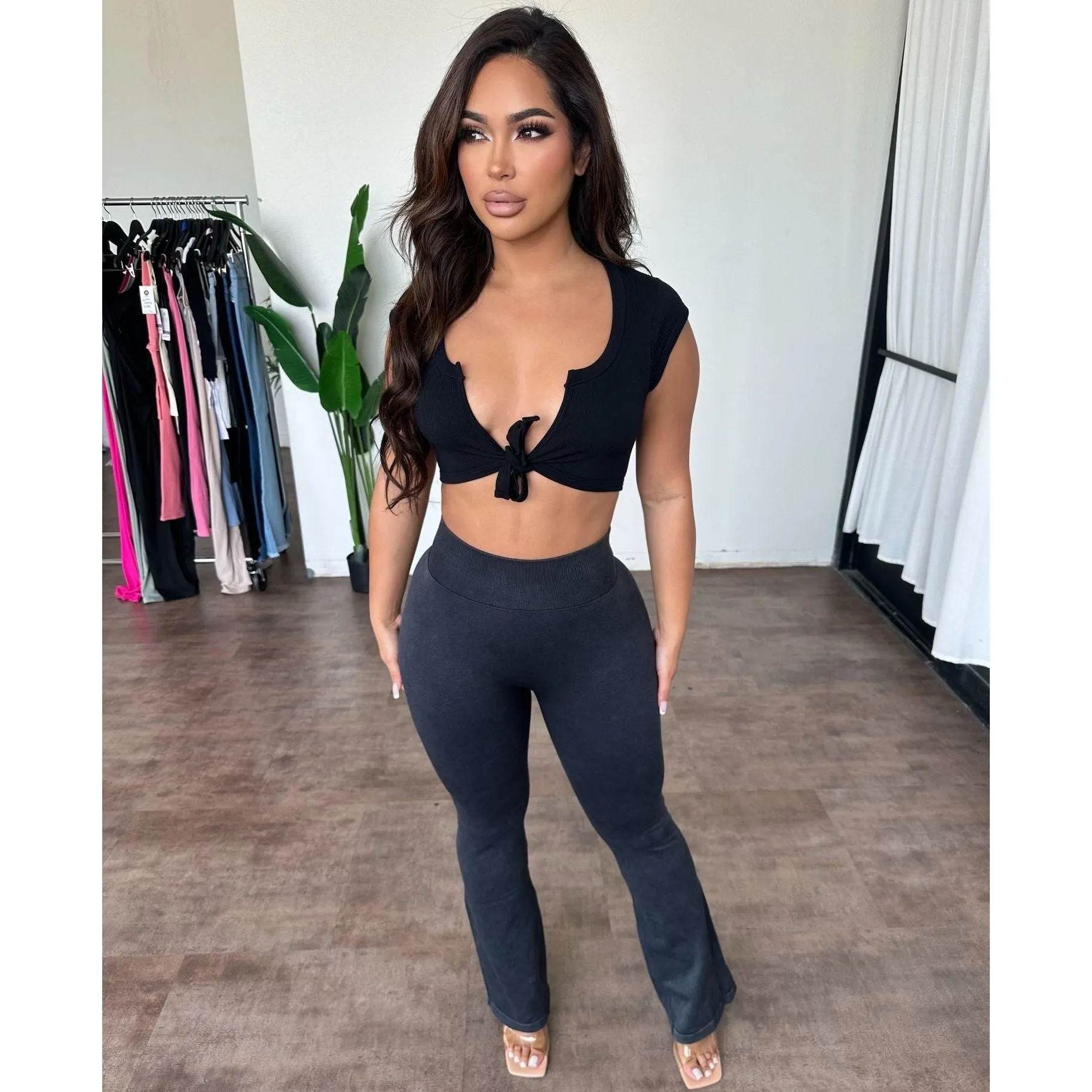 Ashley Leggings (Black) sold by OOTDFash