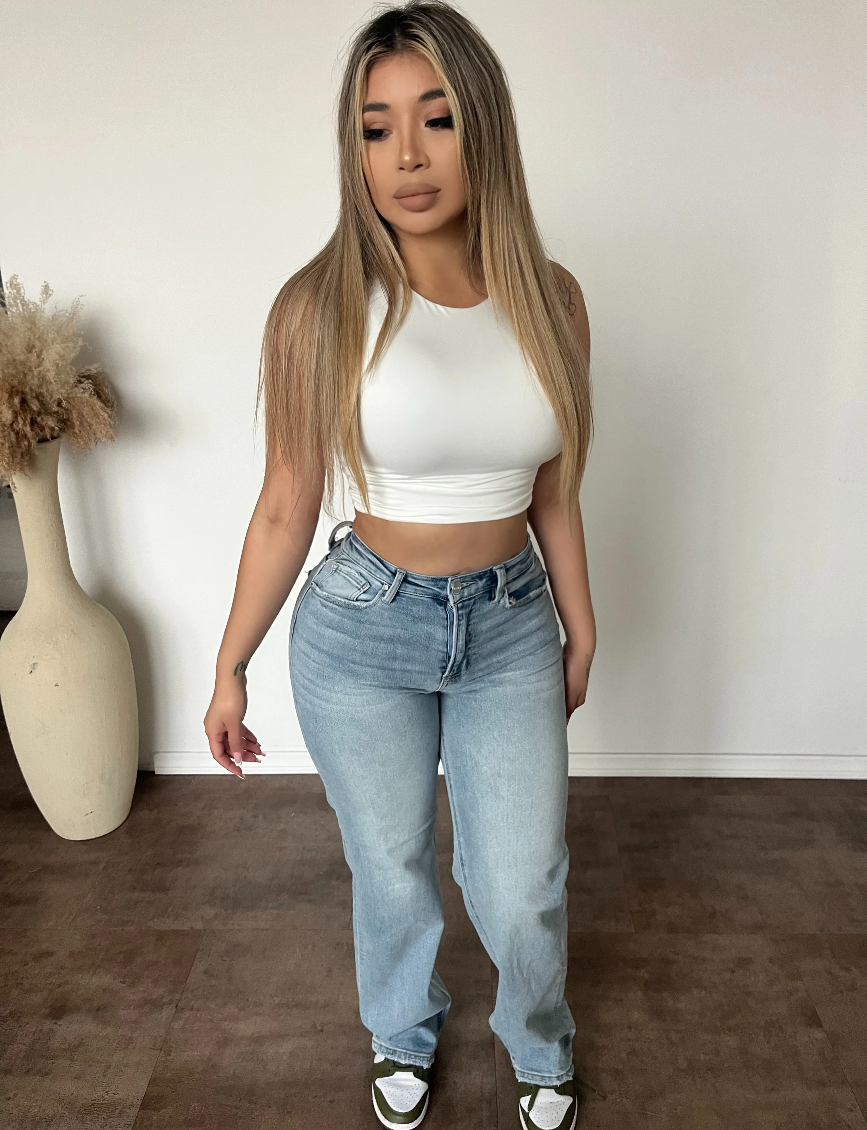 Sam Straight Leg Jeans W Stretch (Light) sold by OOTDFash