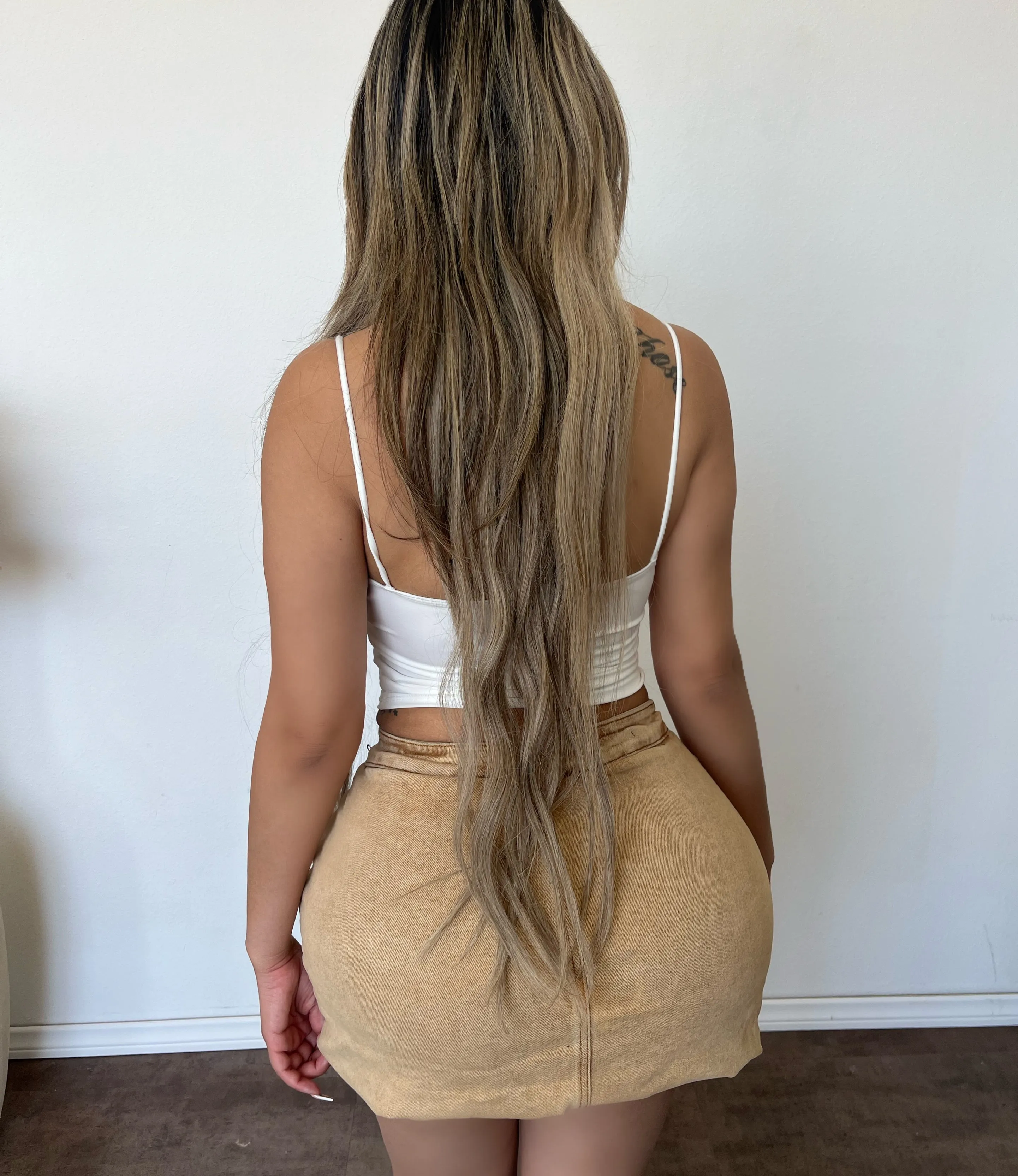 Perla Zipper Front Crop Top (White) sold by OOTDFash product image thumbnail 2