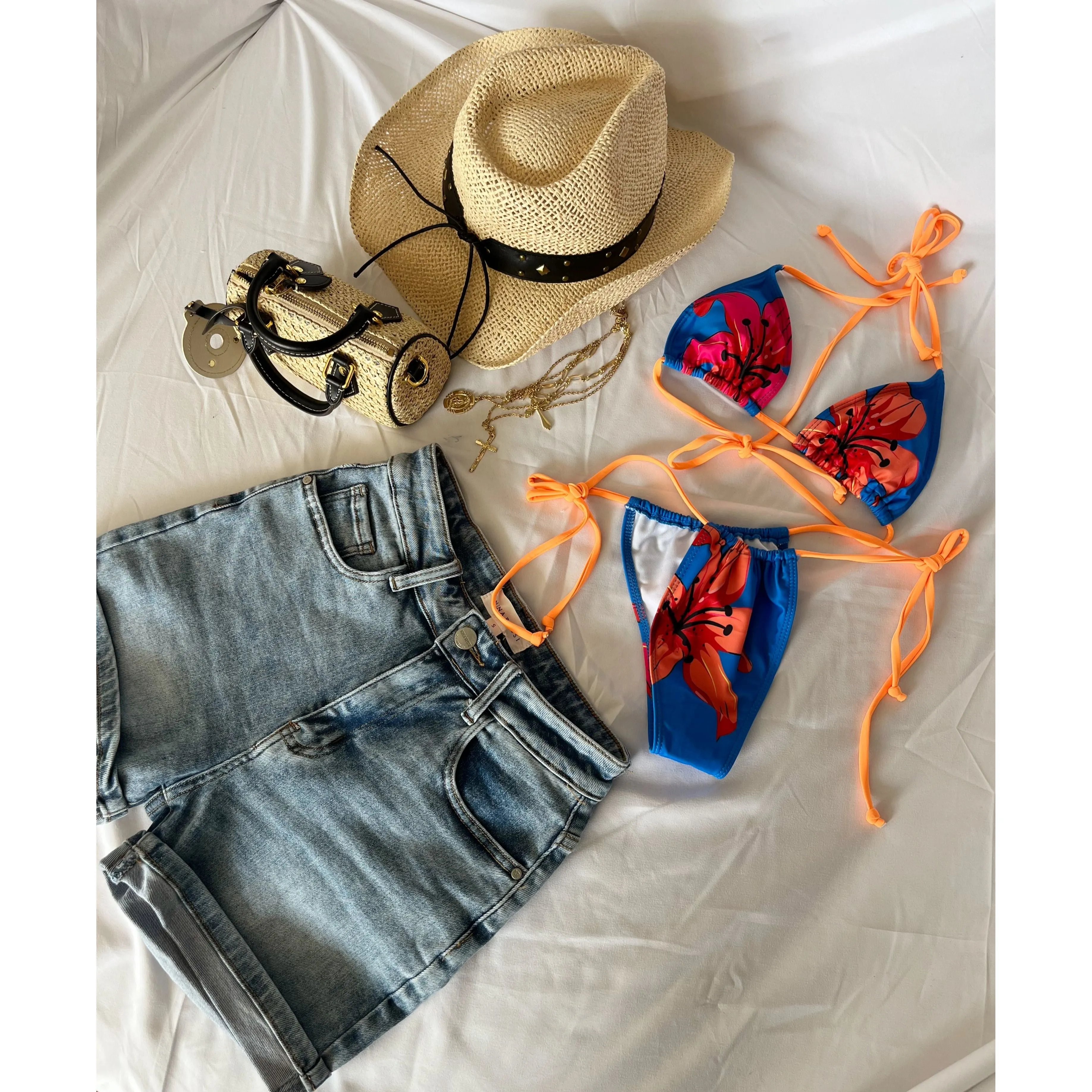 Amanda Bikini (Blue/Orange) sold by OOTDFash product image thumbnail 2