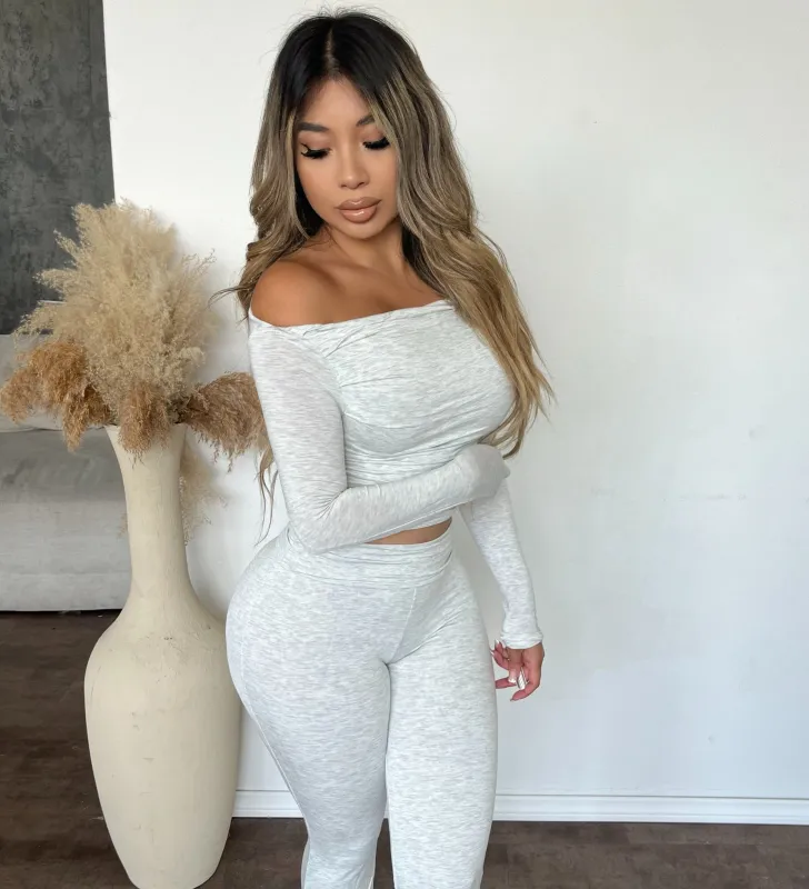 Jolina Spandex Long Sleeve Top *Bottoms Sold Sep (Heather White) made by TIC TOC