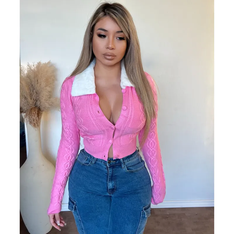 Bianca Fur Neck Buttoned Sweater (Pink) made by ANWND