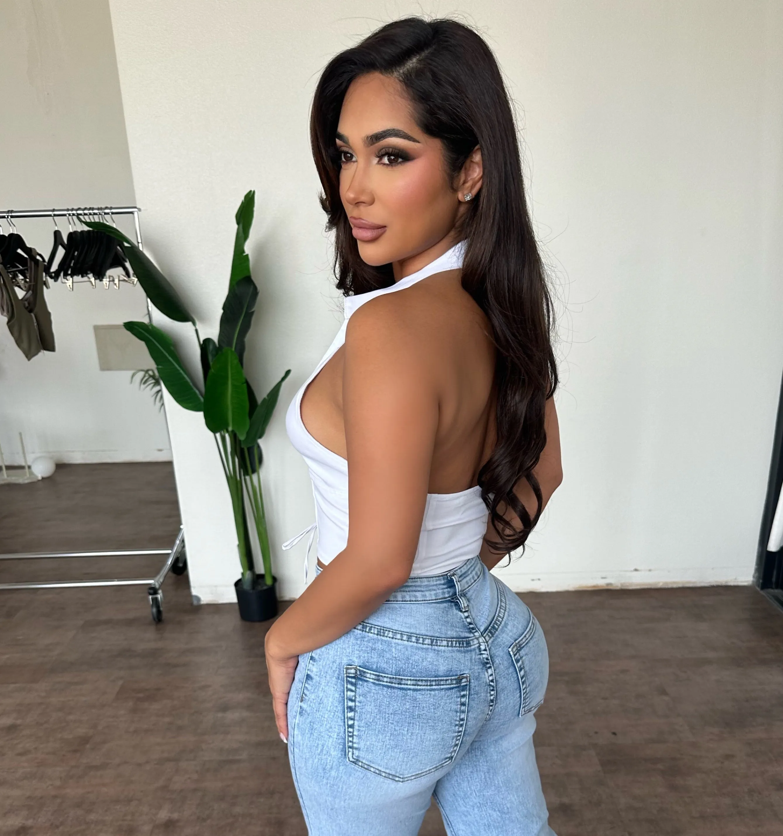 Linda Top (White) sold by OOTDFash product image thumbnail 2