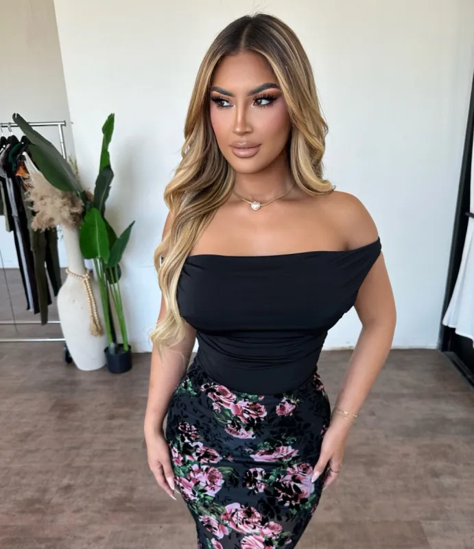 Melly Top (Black) sold by OOTDFash