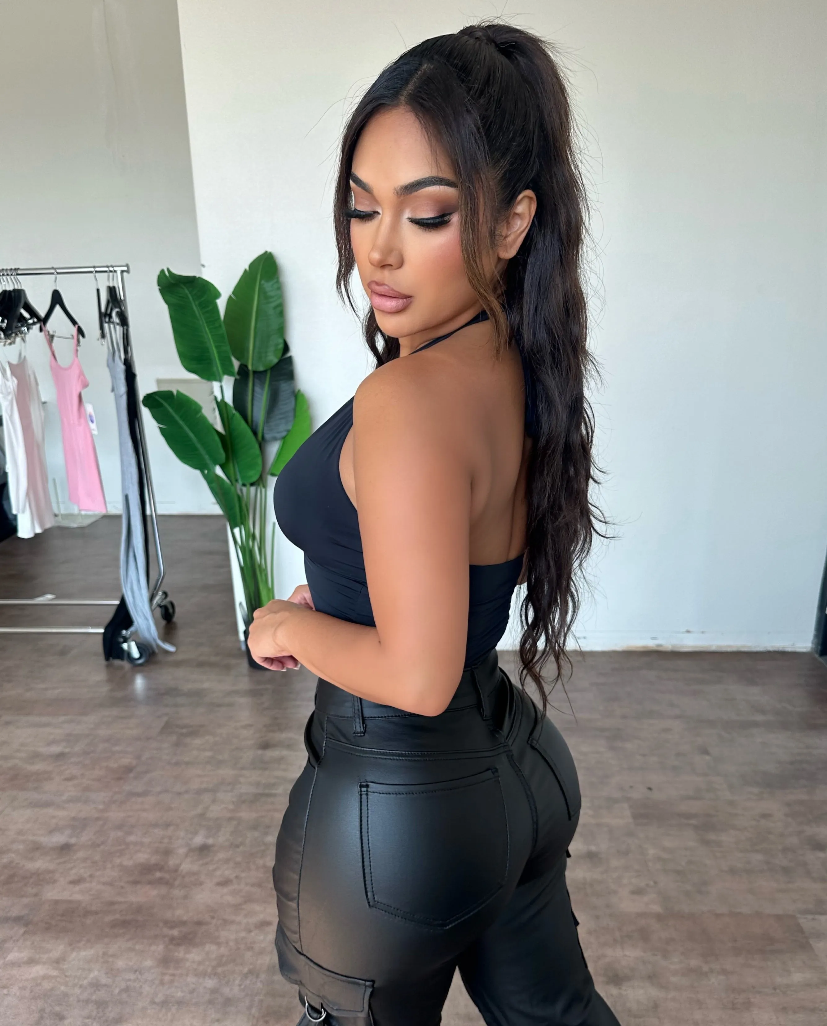 Elly Top (Black) sold by OOTDFash product image thumbnail 2