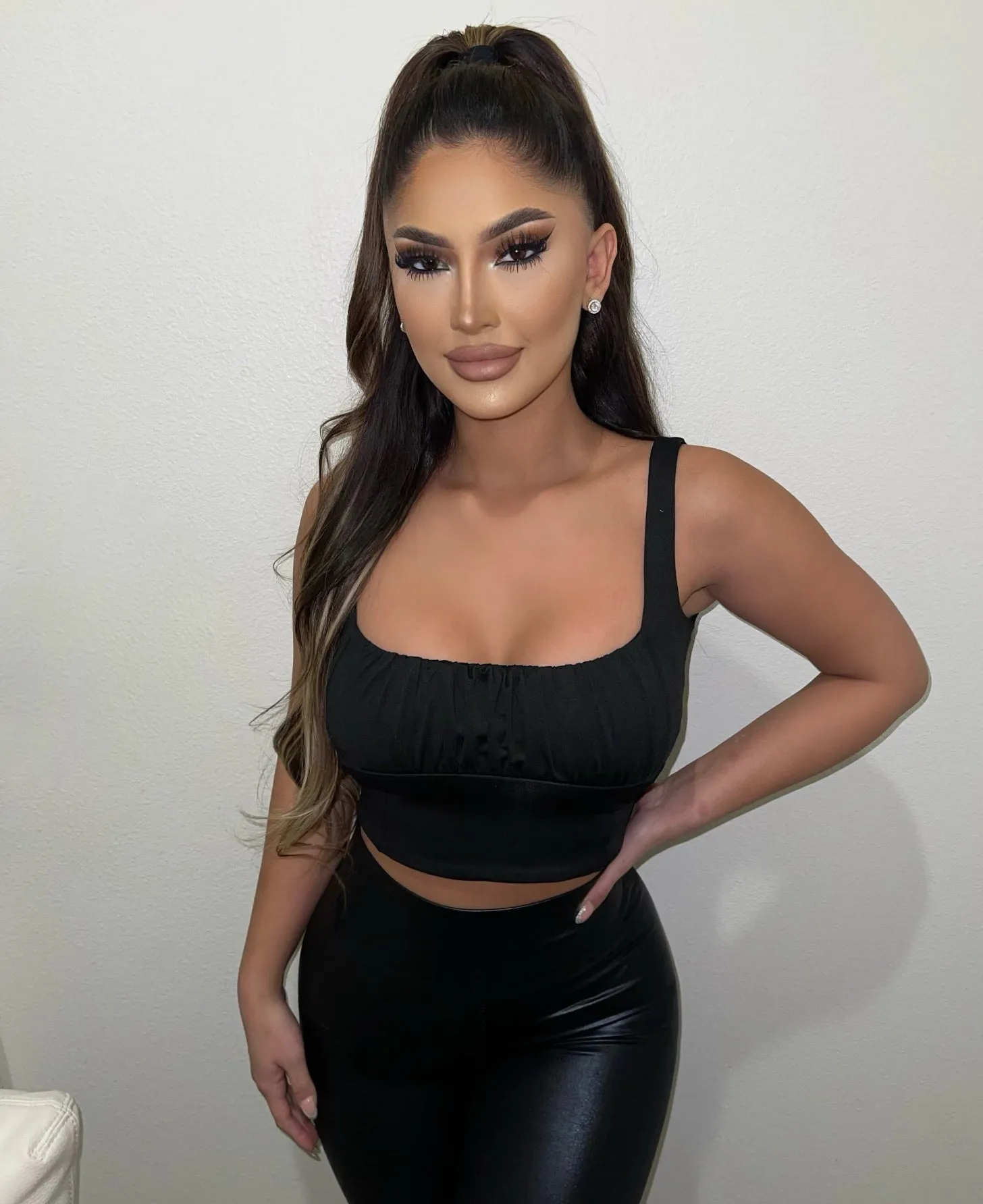 Hazel Tank Top(Black)Final Sale sold by OOTDFash