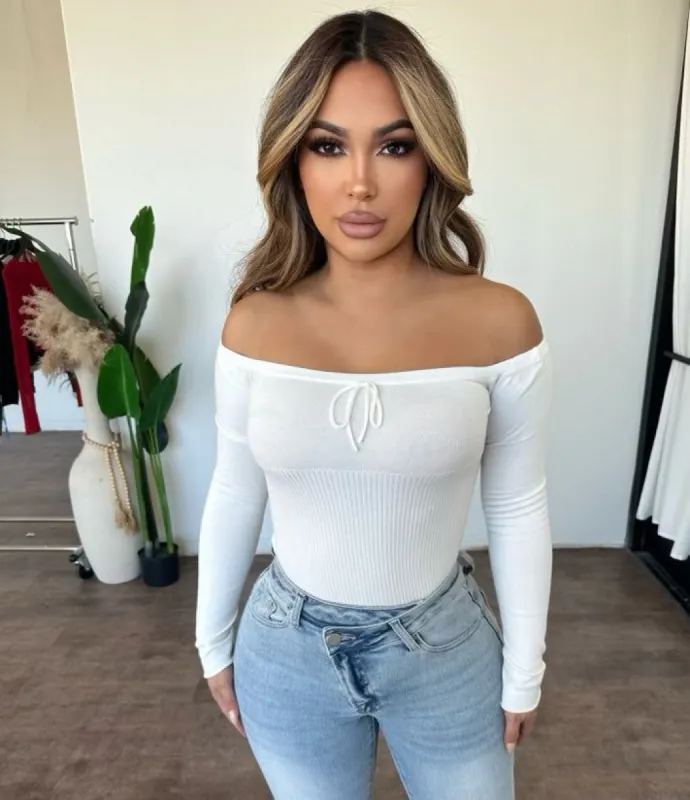 Valery Top (White) sold by OOTDFash