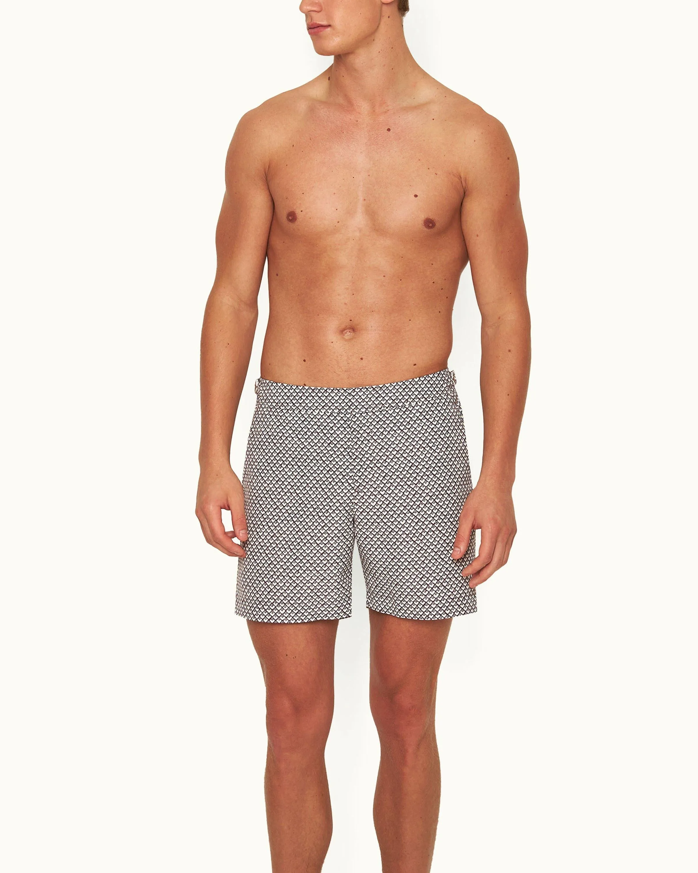 Bulldog sold by Orlebar Brown product image thumbnail 2