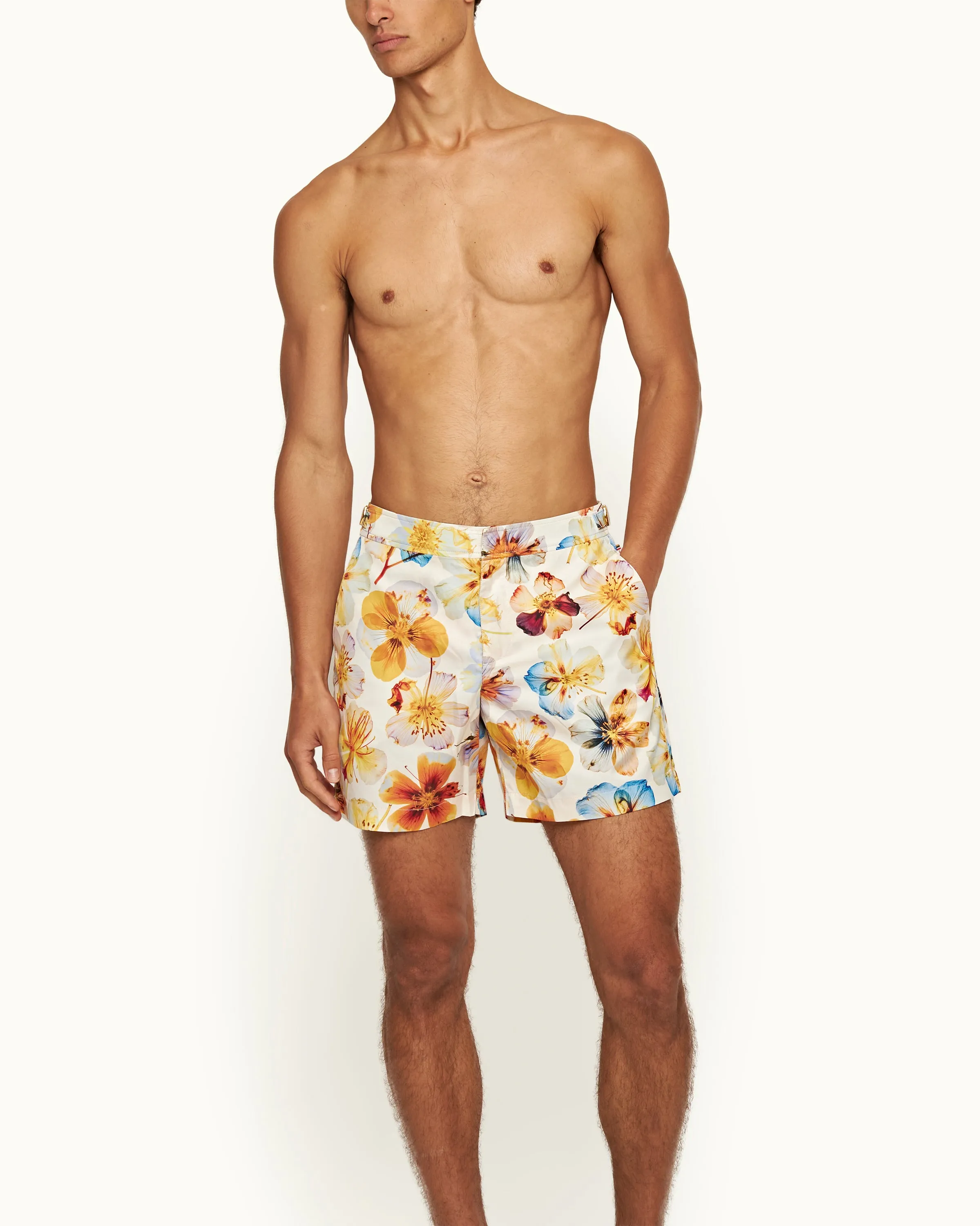 Bulldog sold by Orlebar Brown product image thumbnail 2