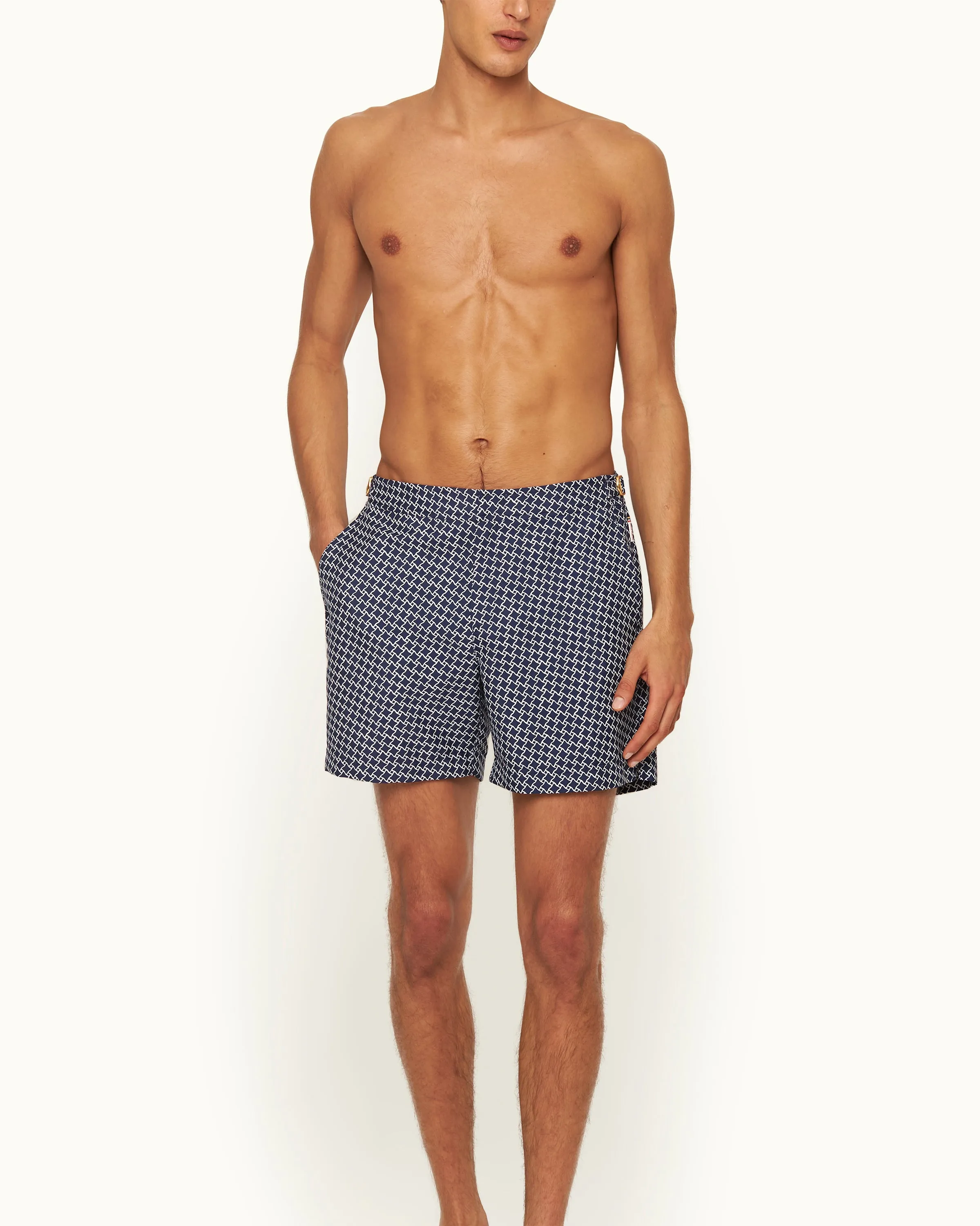 Bulldog sold by Orlebar Brown product image thumbnail 3