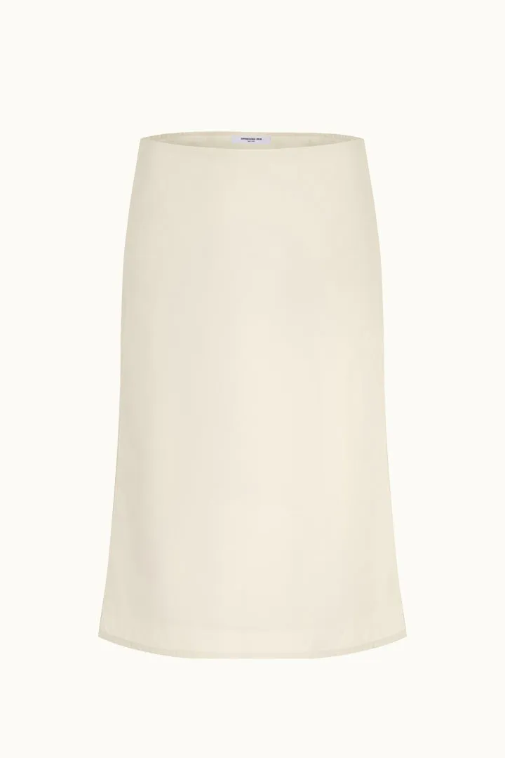 Simple Chic Skirt sold by Orseund Iris product image thumbnail 3