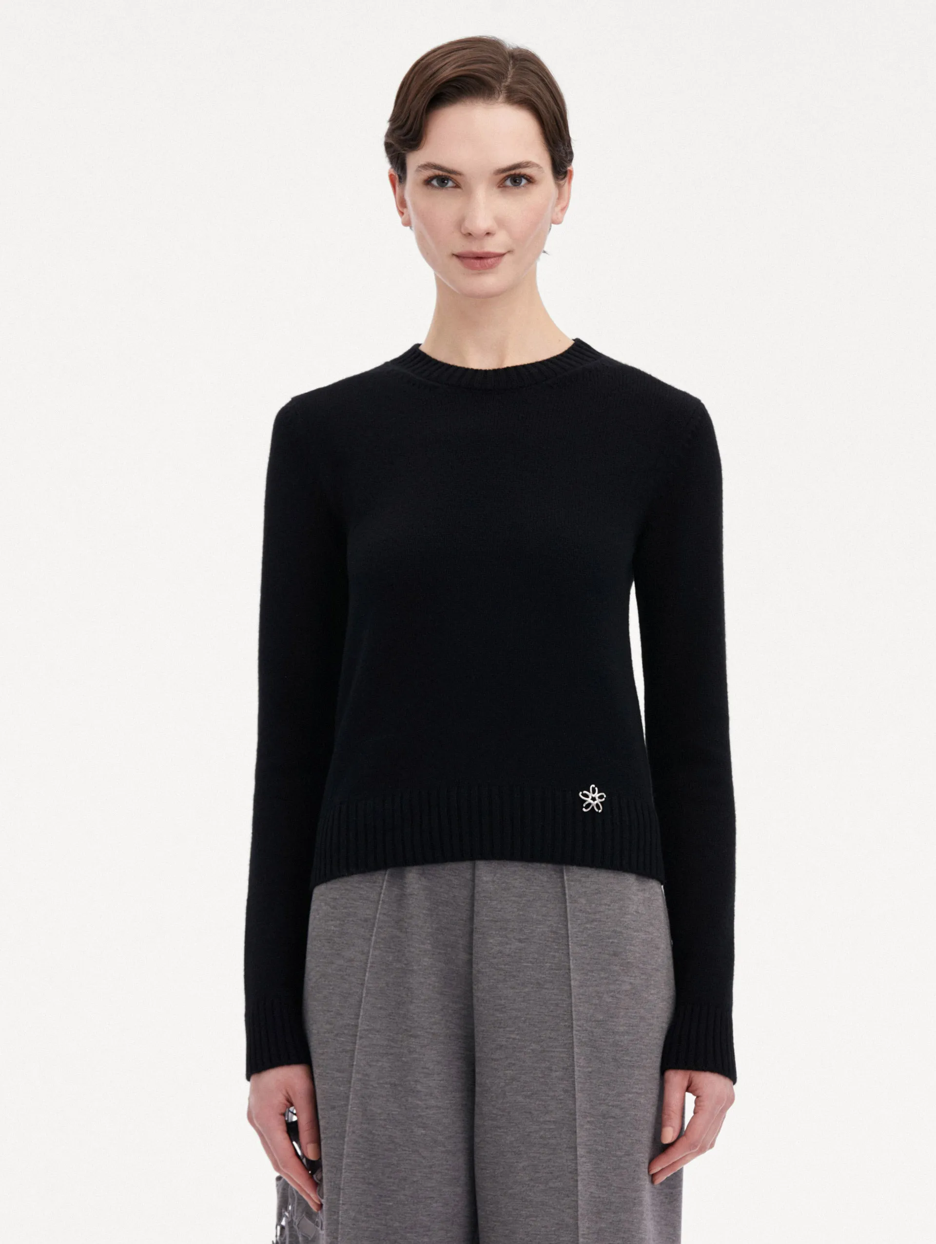 O Flower Cashmere Pullover sold by Oscar de la Renta product image thumbnail 2