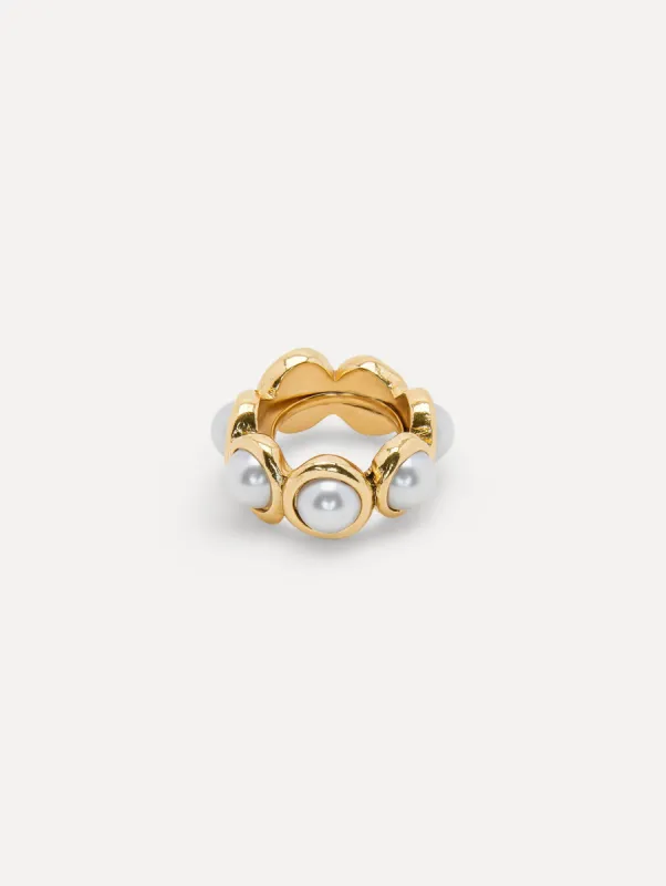 Pearl Sphere Ring sold by Oscar de la Renta