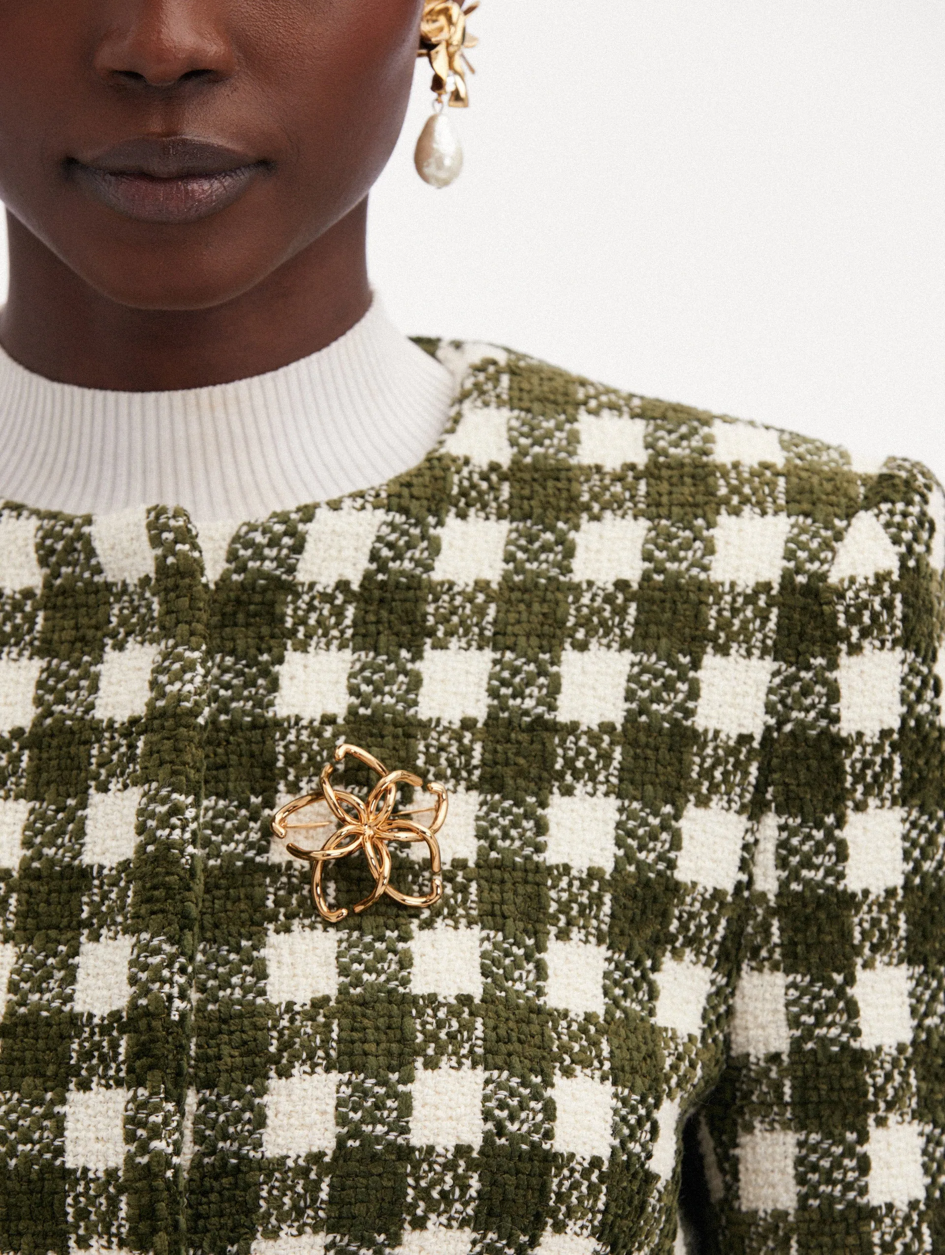 O Flower Brooch sold by Oscar de la Renta product image thumbnail 2