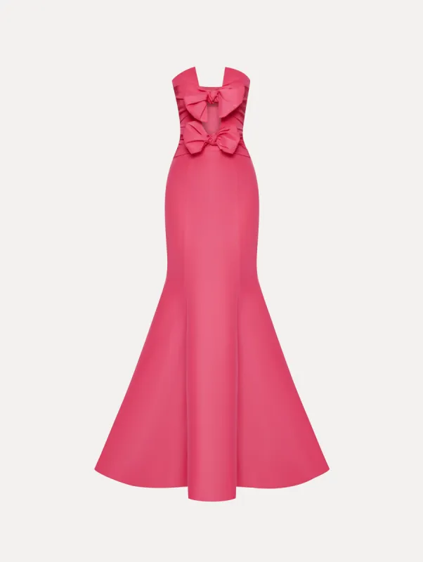 Bow Detail Trumpet Gown sold by Oscar de la Renta