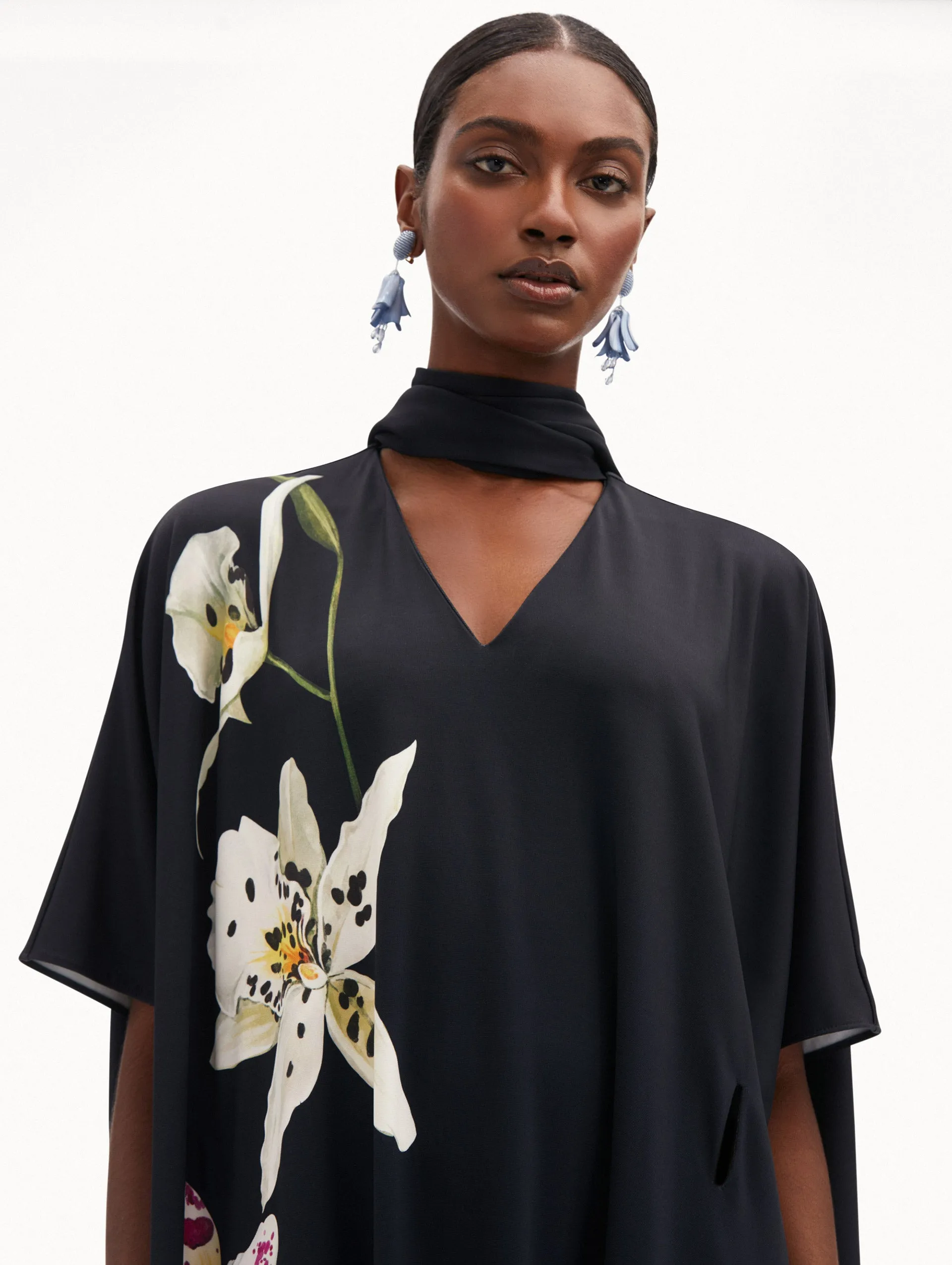 Orchid Jersey Caftan sold by Oscar de la Renta product image thumbnail 5