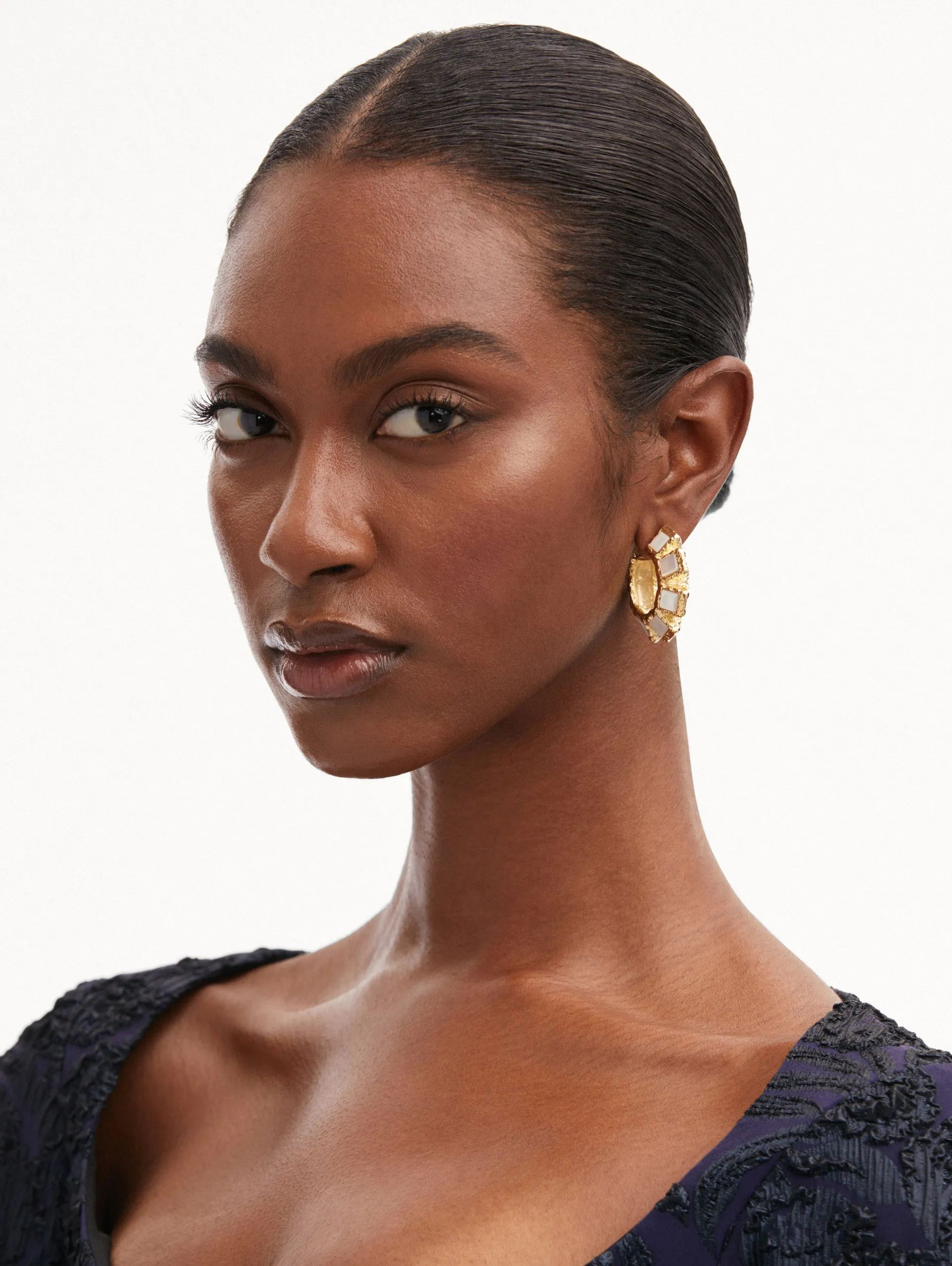 Square Stone Hoop Earrings sold by Oscar de la Renta product image thumbnail 2