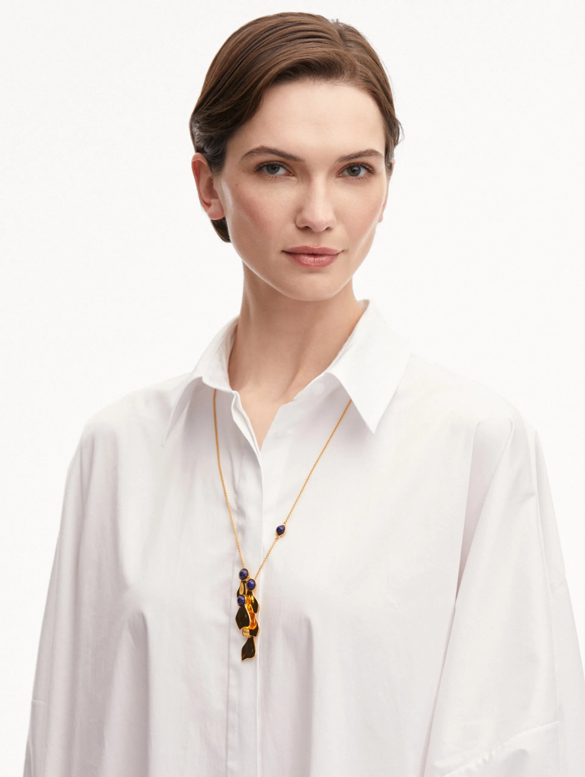 Cabochon Petal Pendant Necklace sold by Oscar de la Renta product image thumbnail 3