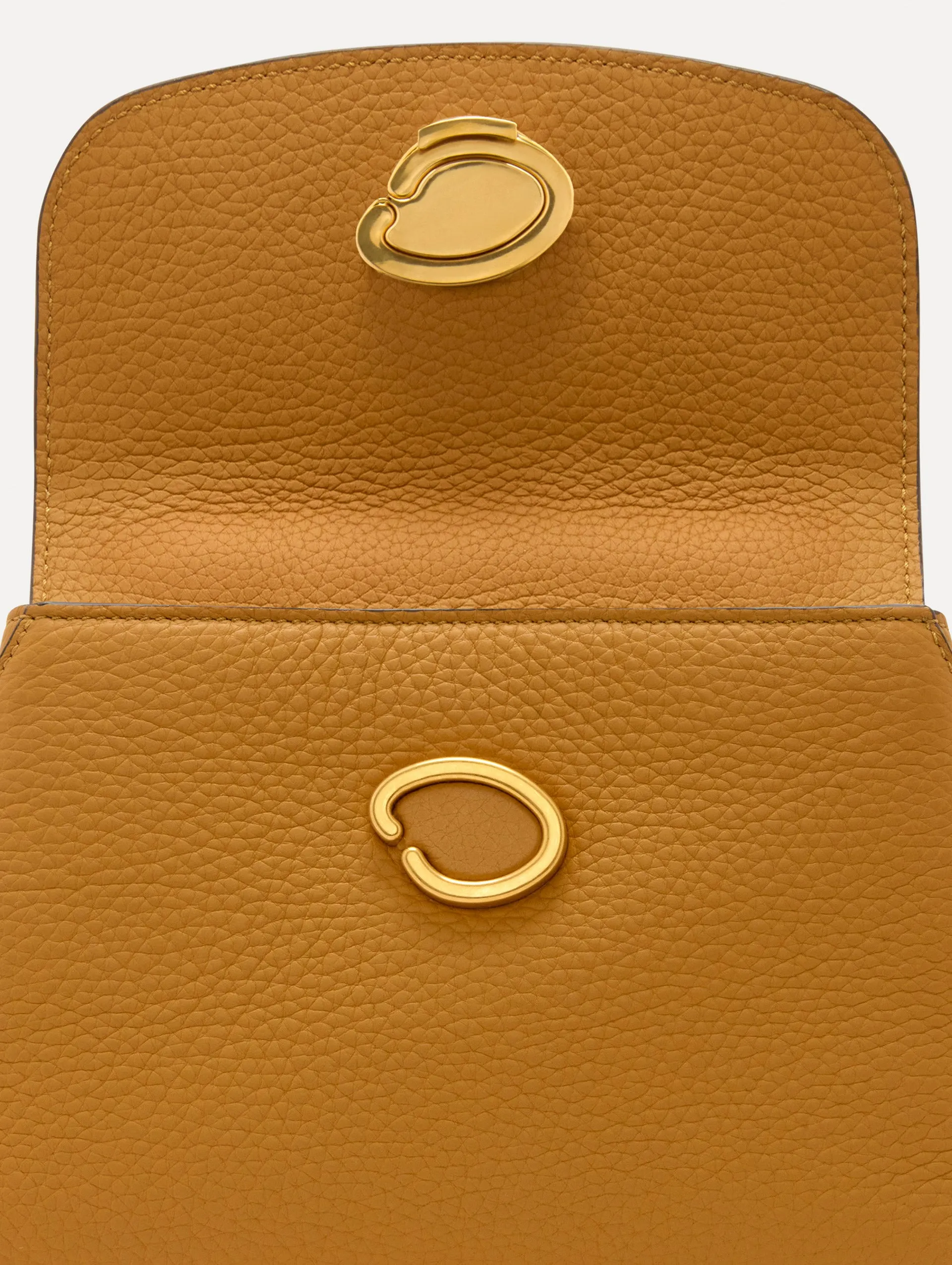 The Mini Poppy sold by Oscar de la Renta product image thumbnail 4