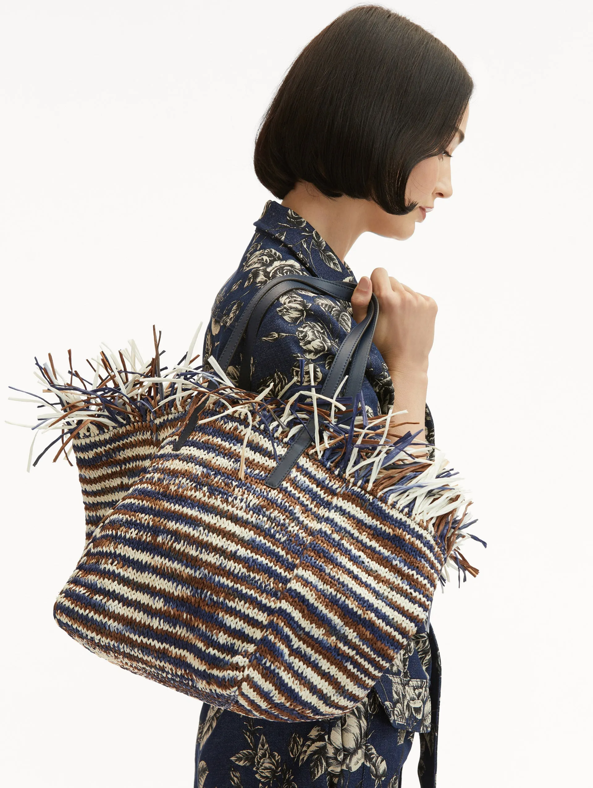 Medium Raffia Crochet Square Tote sold by Oscar de la Renta product image thumbnail 2