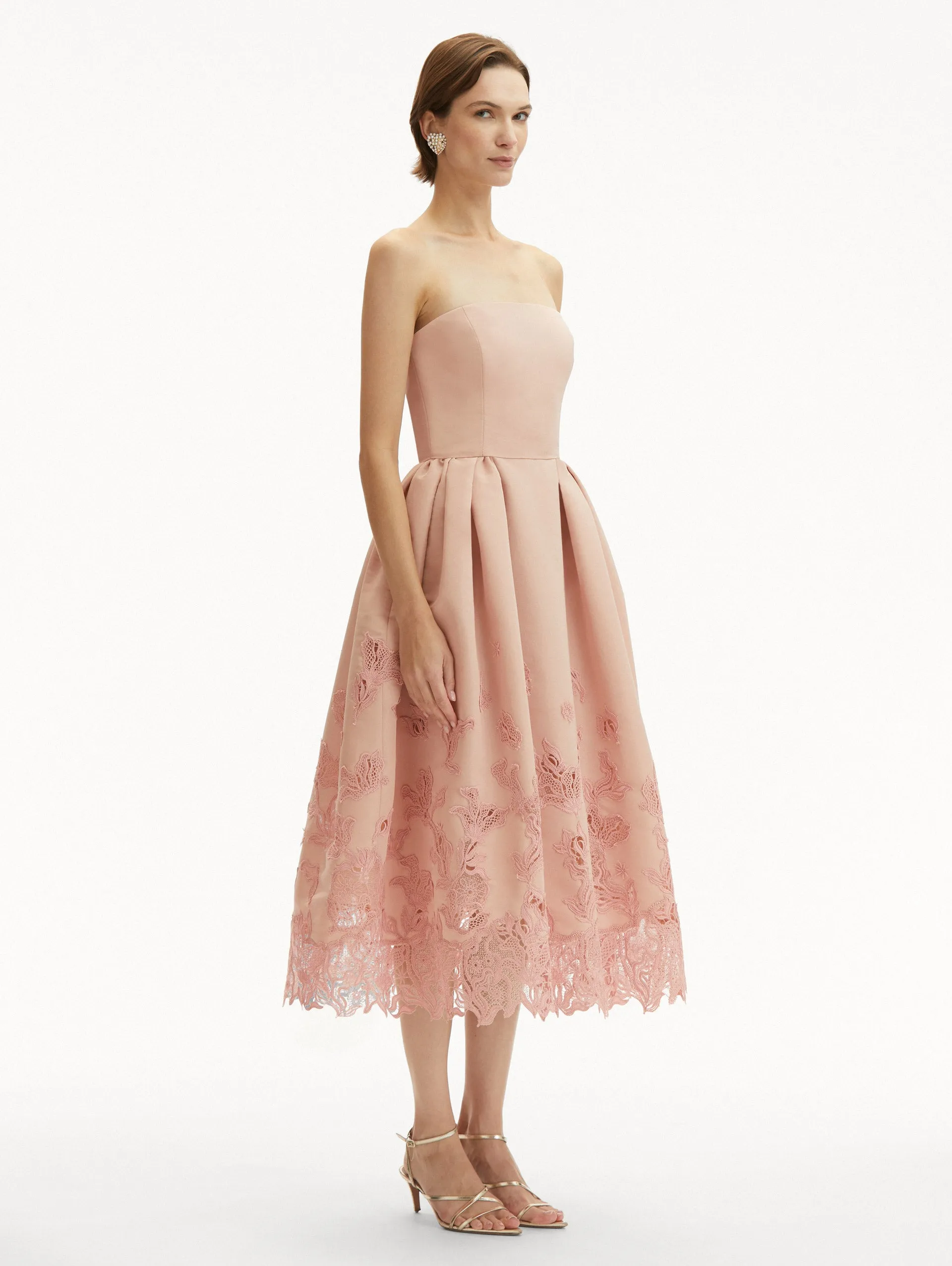Bellflower Guipure Cocktail Dress sold by Oscar de la Renta product image thumbnail 4