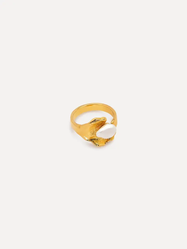 Pearl Lily Pad Ring made by Oscar de la Renta