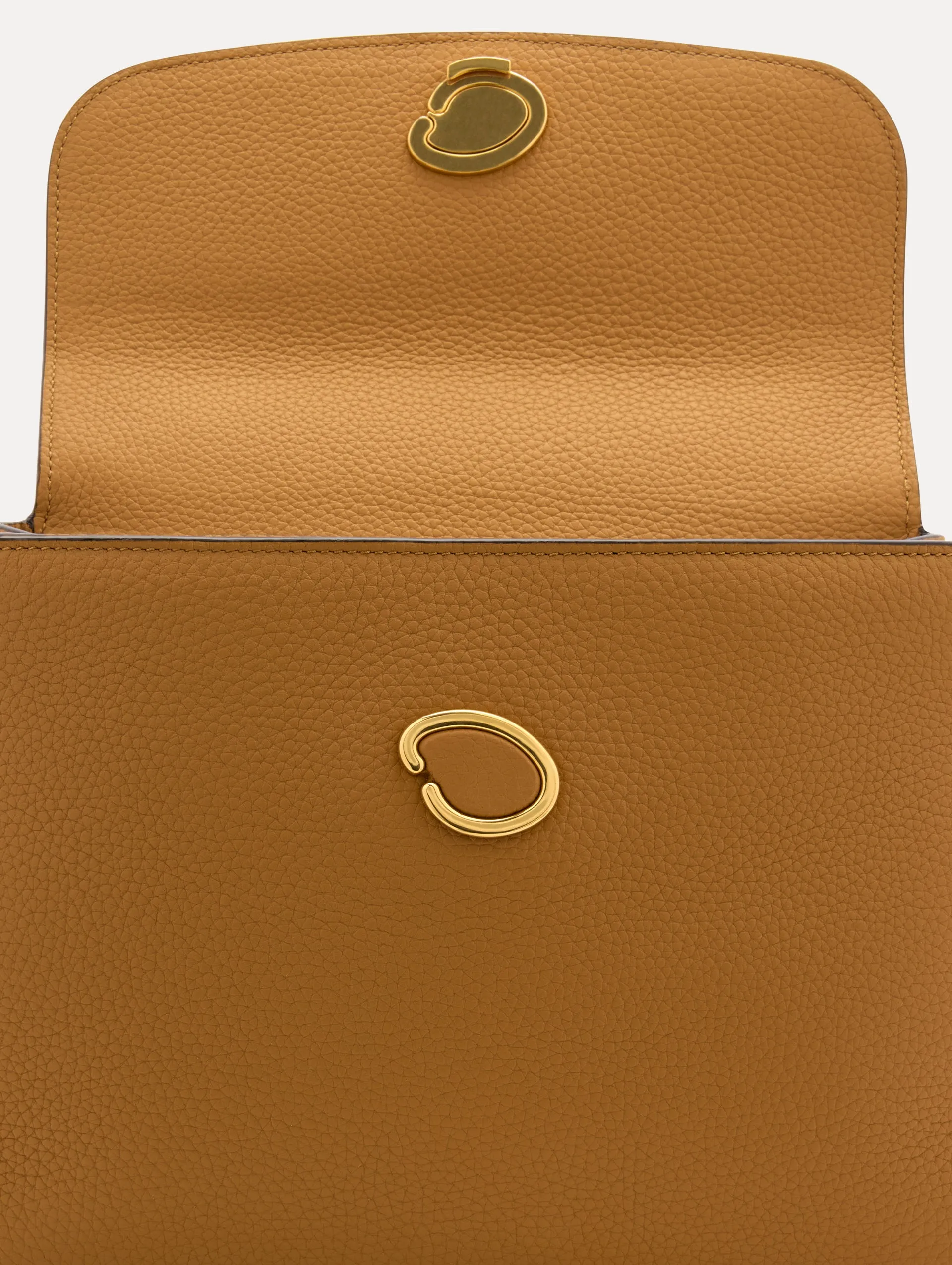 The Poppy sold by Oscar de la Renta product image thumbnail 5