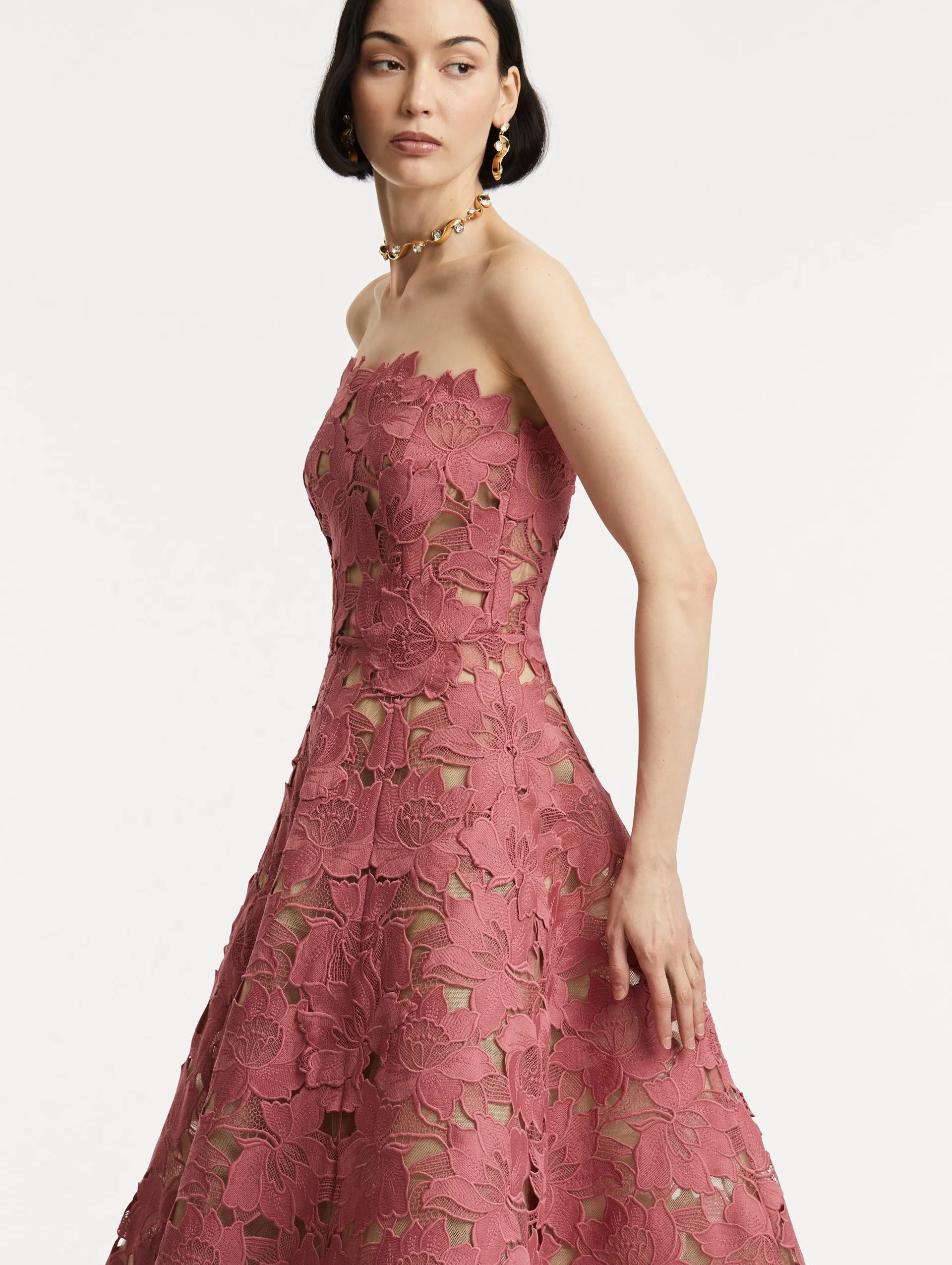 Peony Guipure Tea Length Gown sold by Oscar de la Renta product image thumbnail 5