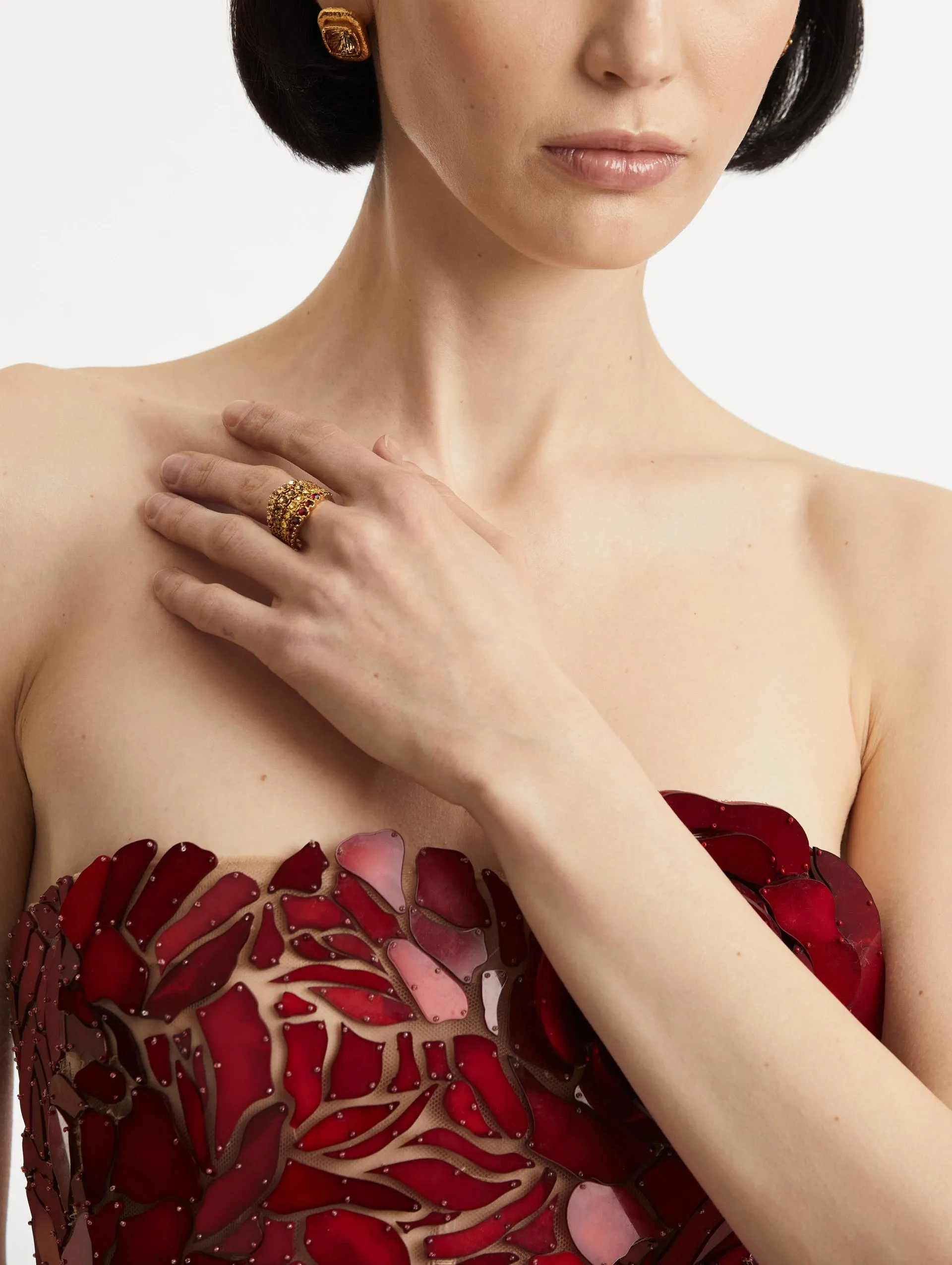 Crystal Fan Ring sold by Oscar de la Renta product image thumbnail 3