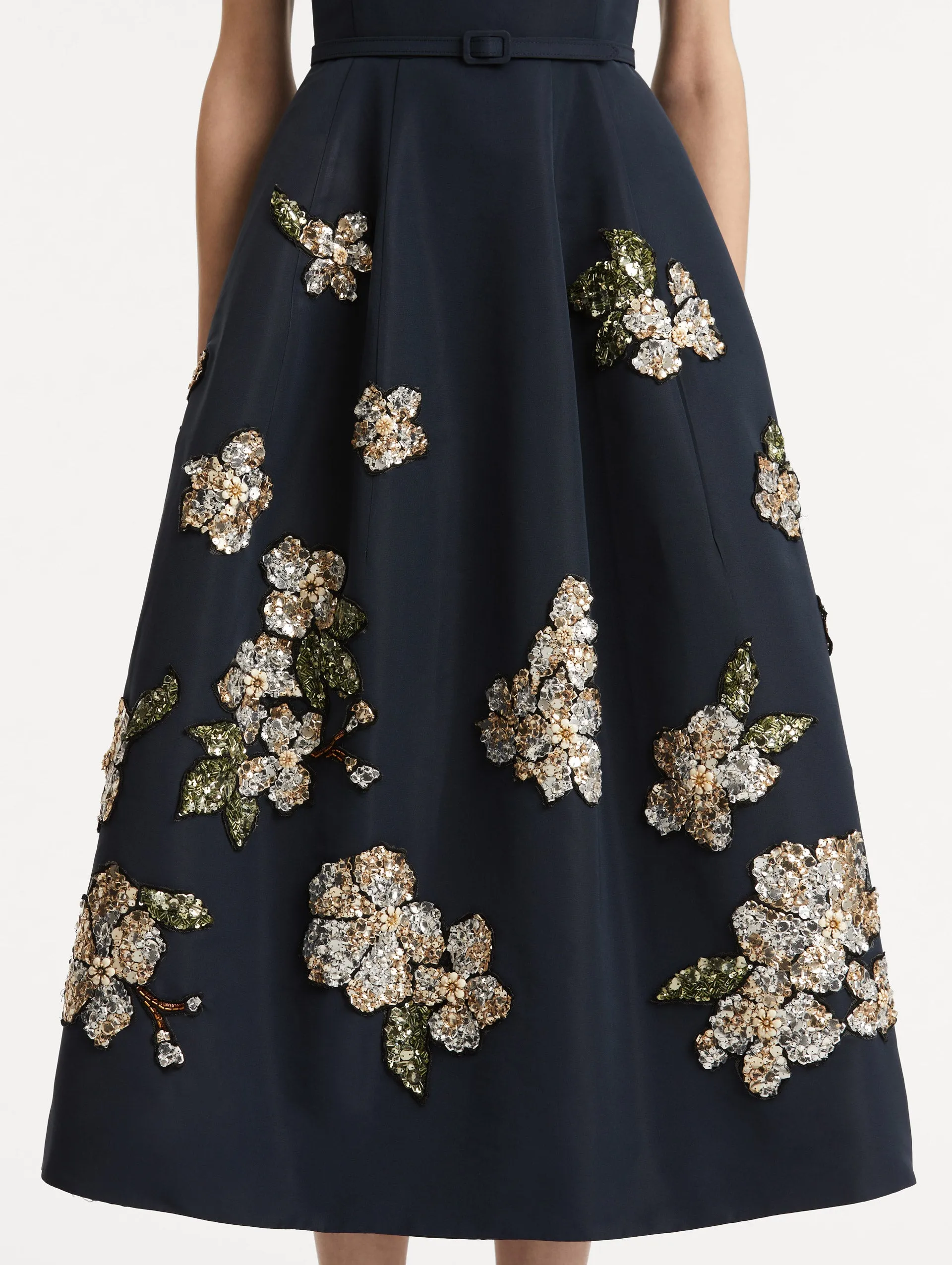 Floral Sequin Embroidered Faille Dress sold by Oscar de la Renta product image thumbnail 5