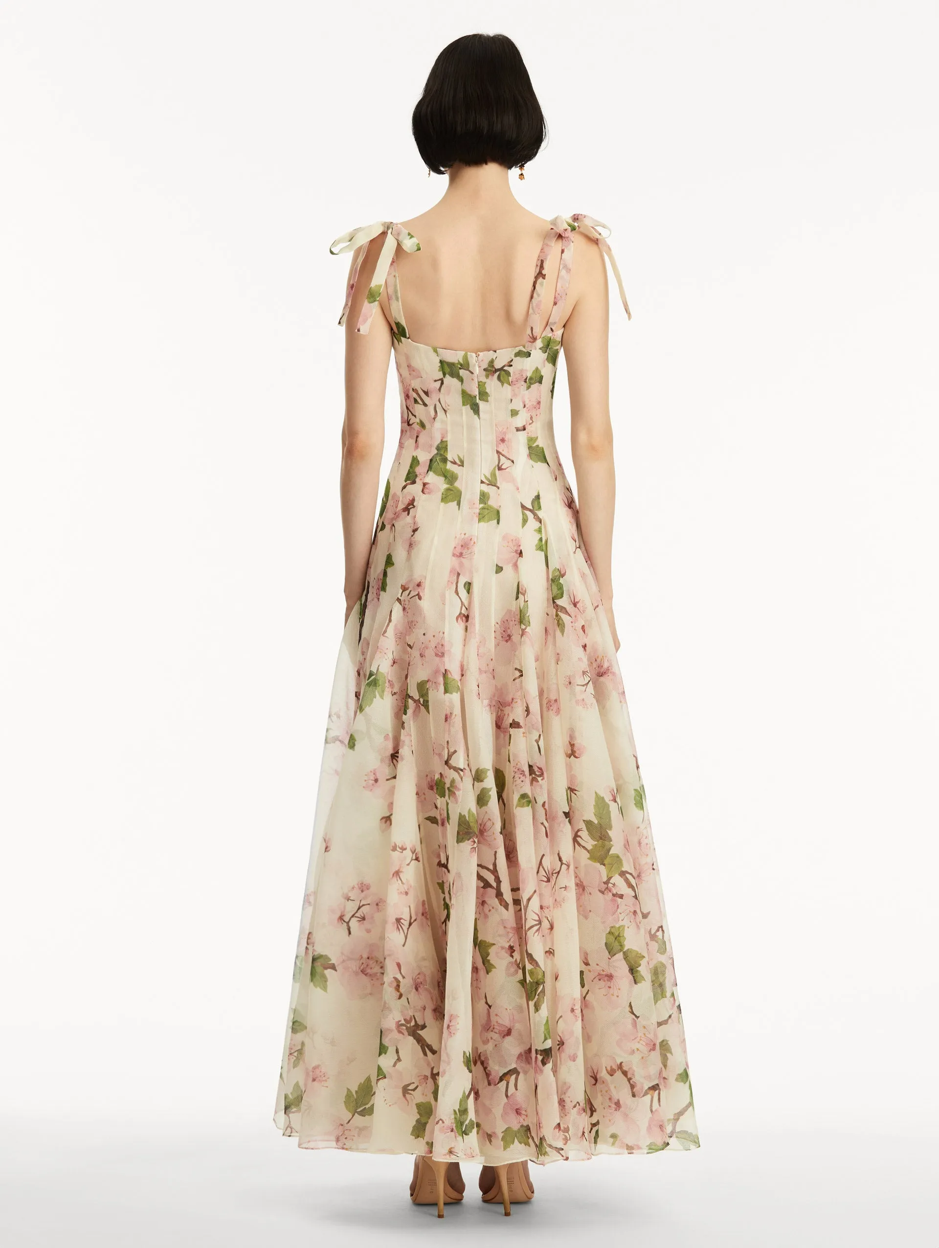Cherry Blossom Organza Gown sold by Oscar de la Renta product image thumbnail 3