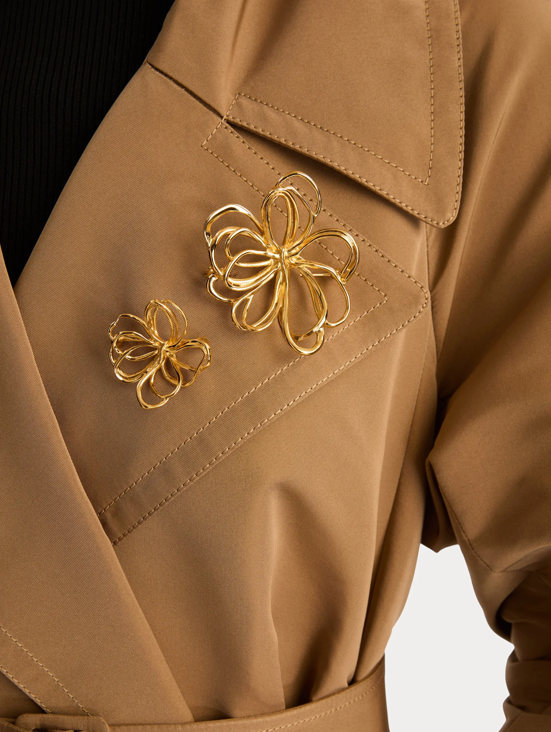 Large Threaded Flower Brooch sold by Oscar de la Renta product image thumbnail 2