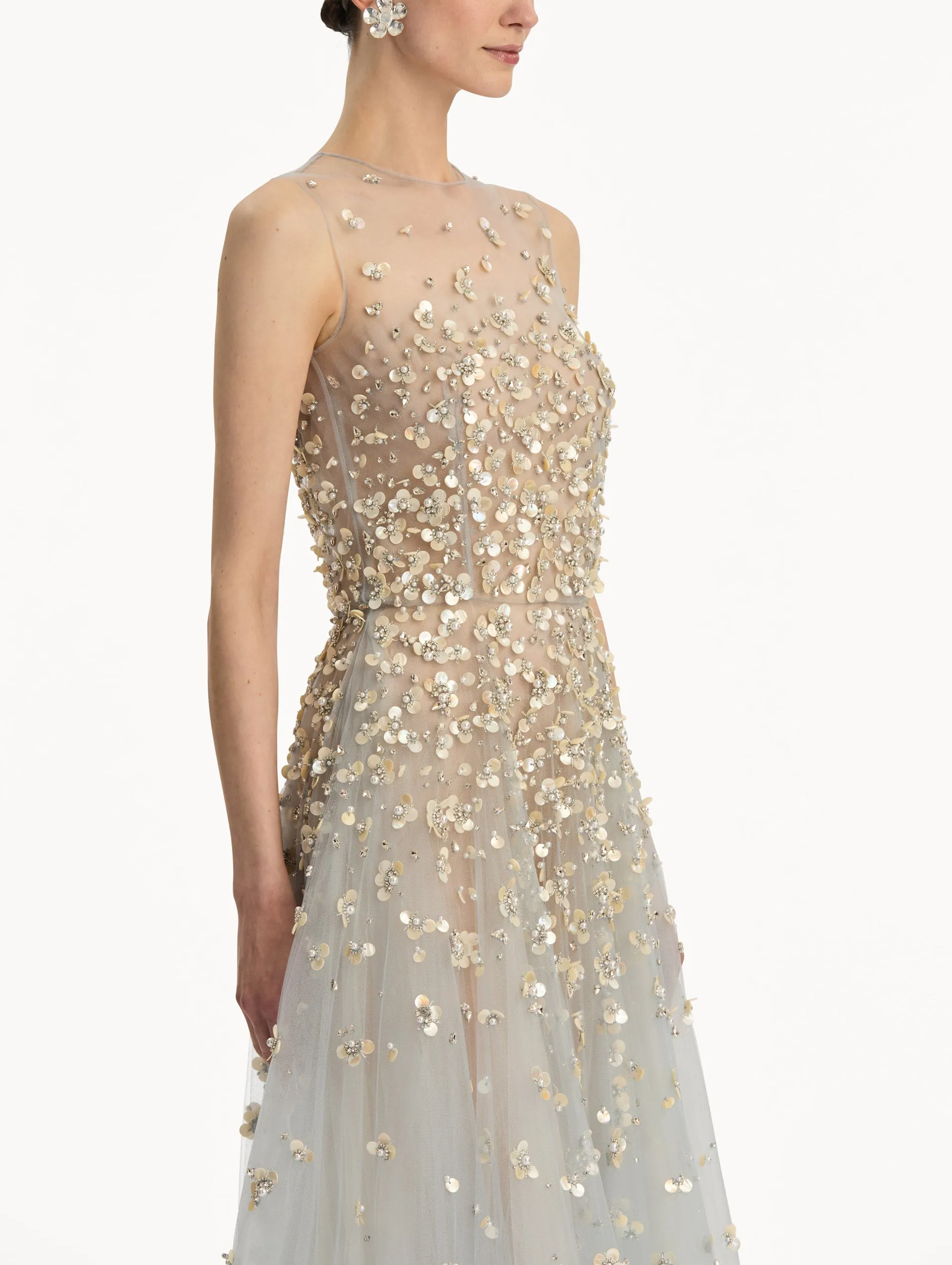 Mother of Pearl Embroidered Illusion Gown sold by Oscar de la Renta product image thumbnail 5