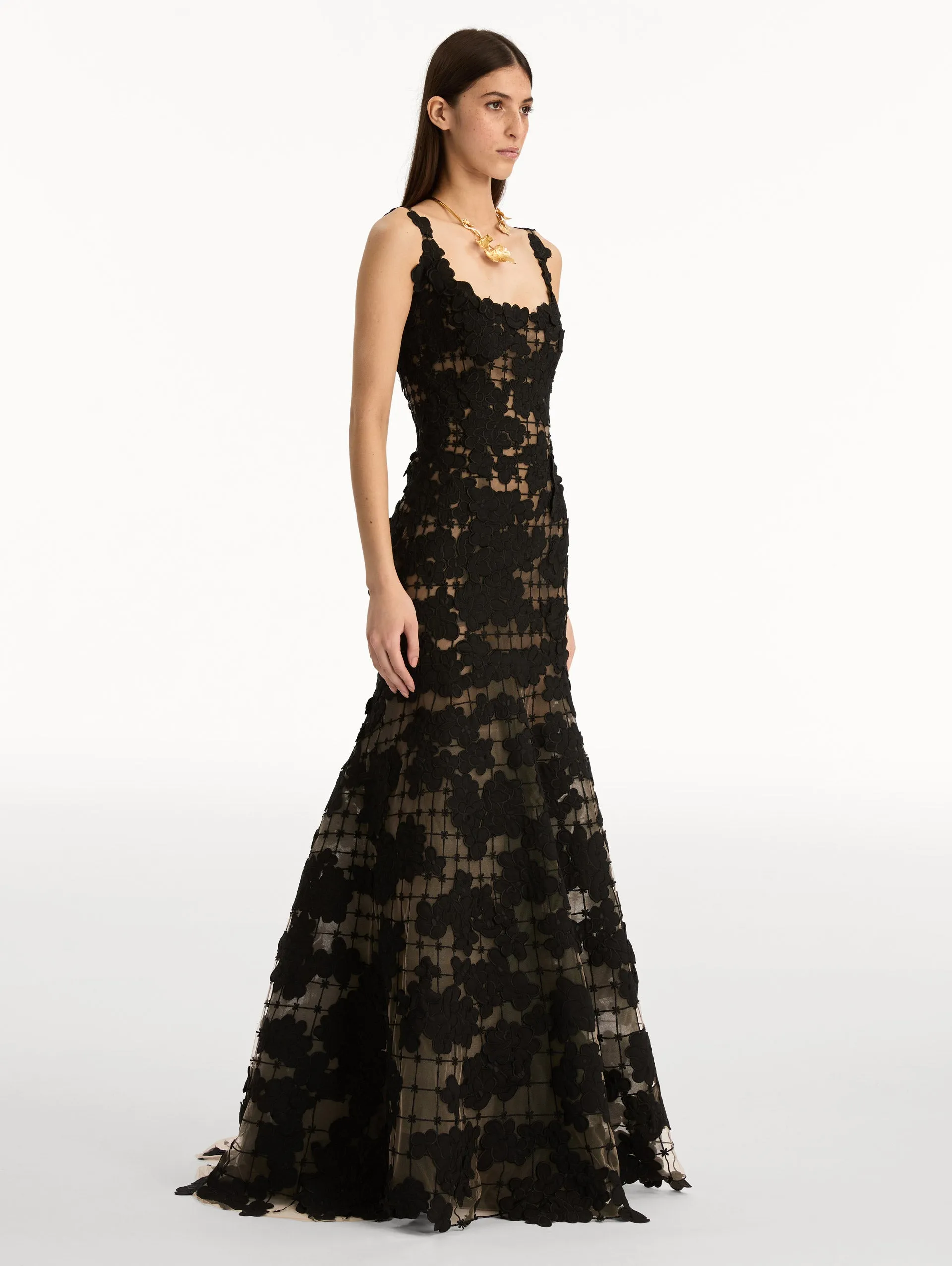 Floral Cutout Threadwork Gown sold by Oscar de la Renta product image thumbnail 4