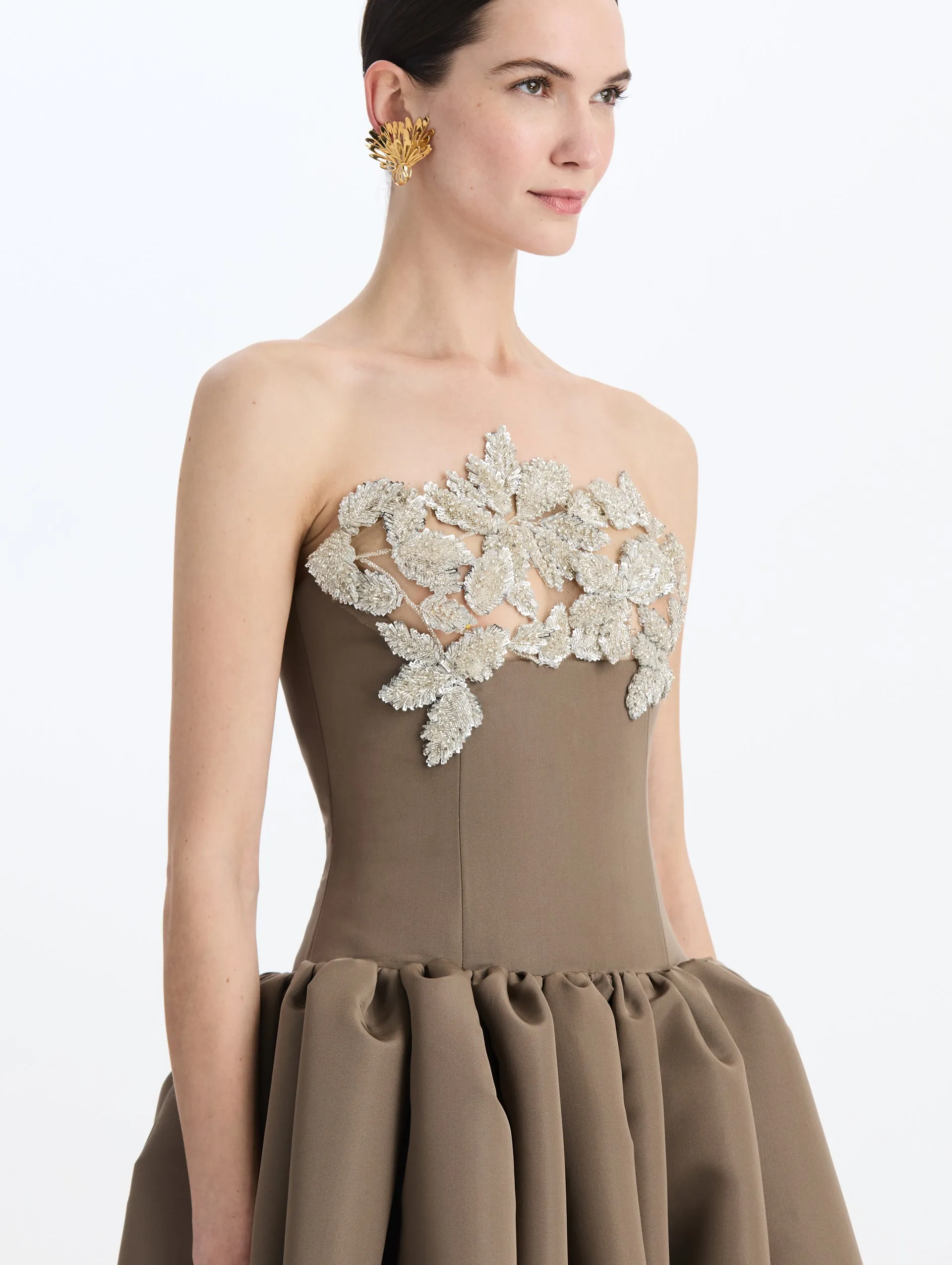 Beaded Sequin Leaf Embroidered Gown sold by Oscar de la Renta product image thumbnail 4