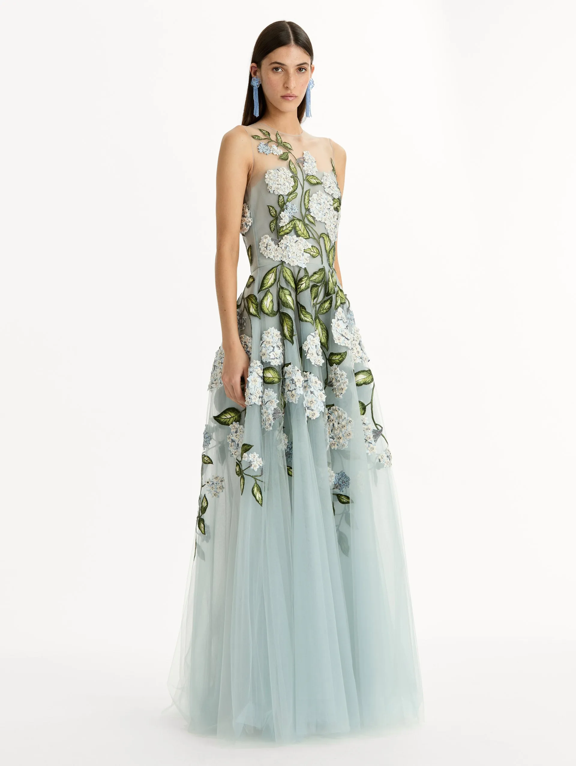 Porcelain Flower Embroidered Gown sold by Oscar de la Renta product image thumbnail 4