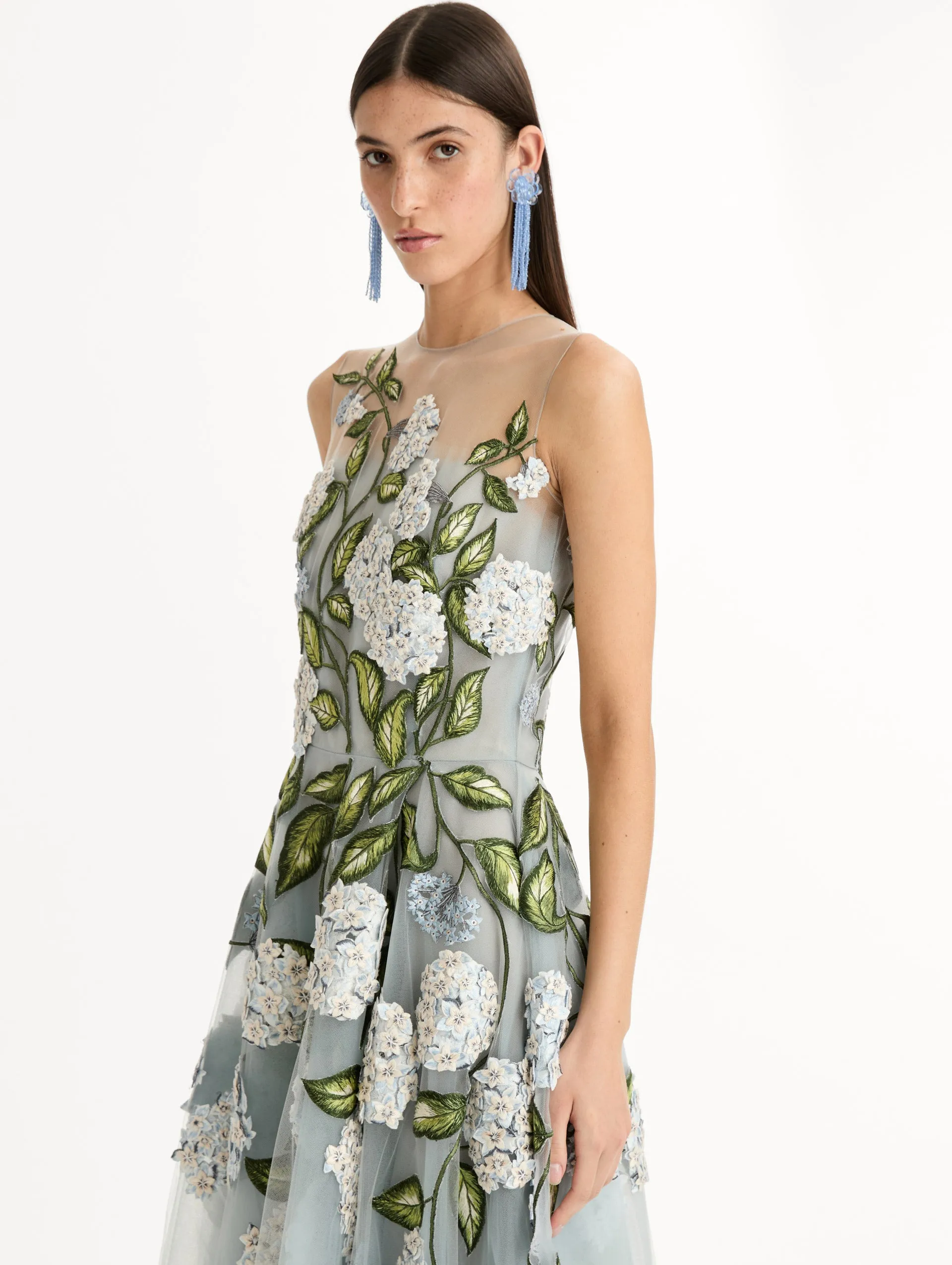 Porcelain Flower Embroidered Gown sold by Oscar de la Renta product image thumbnail 5