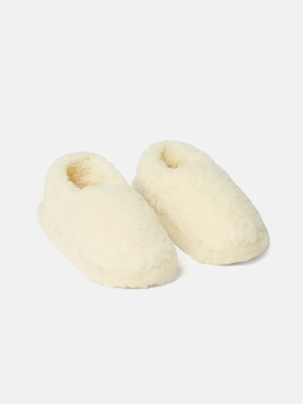 Women's Yoko Wool Full Slipper sold by Outdoor Voices