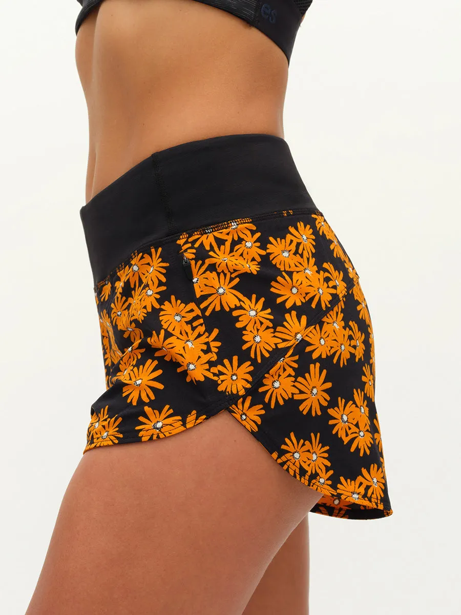 Hudson 2.5" Short sold by Outdoor Voices