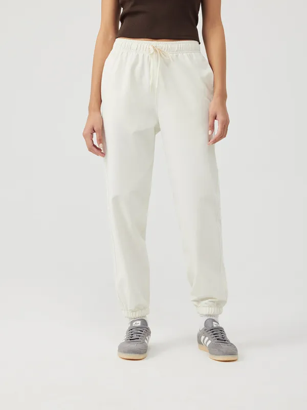 RecTrek Jogger sold by Outdoor Voices